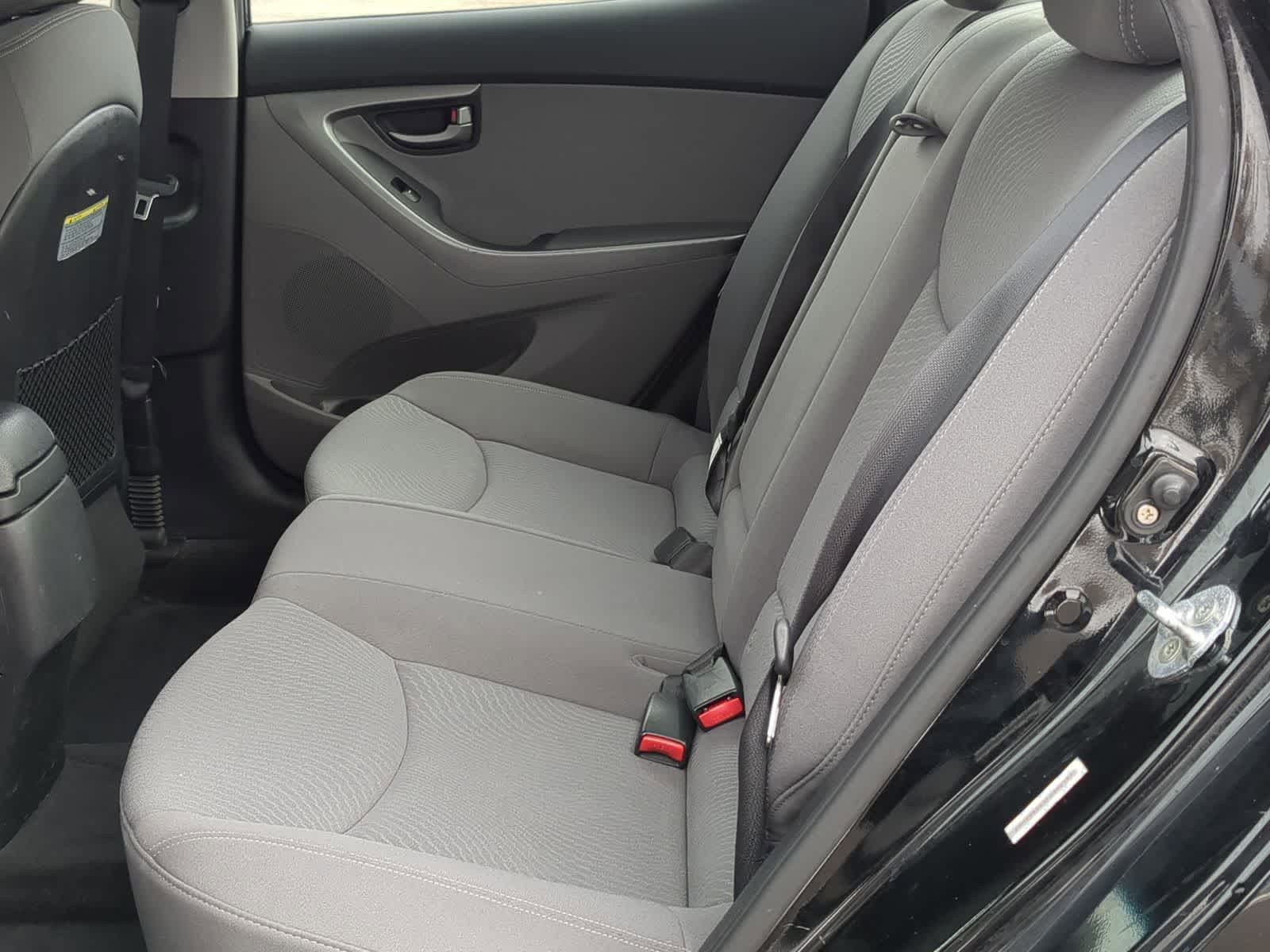 Thumbnail: 2015 Hyundai Elantra - 30