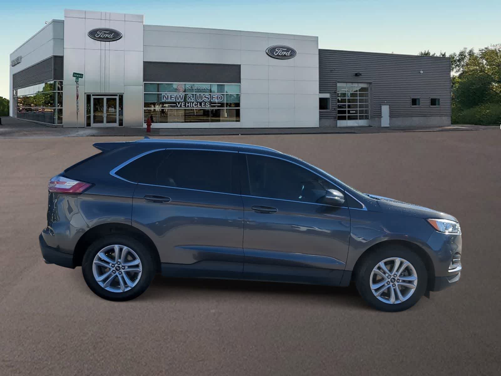 Thumbnail: 2019 Ford Edge - 10
