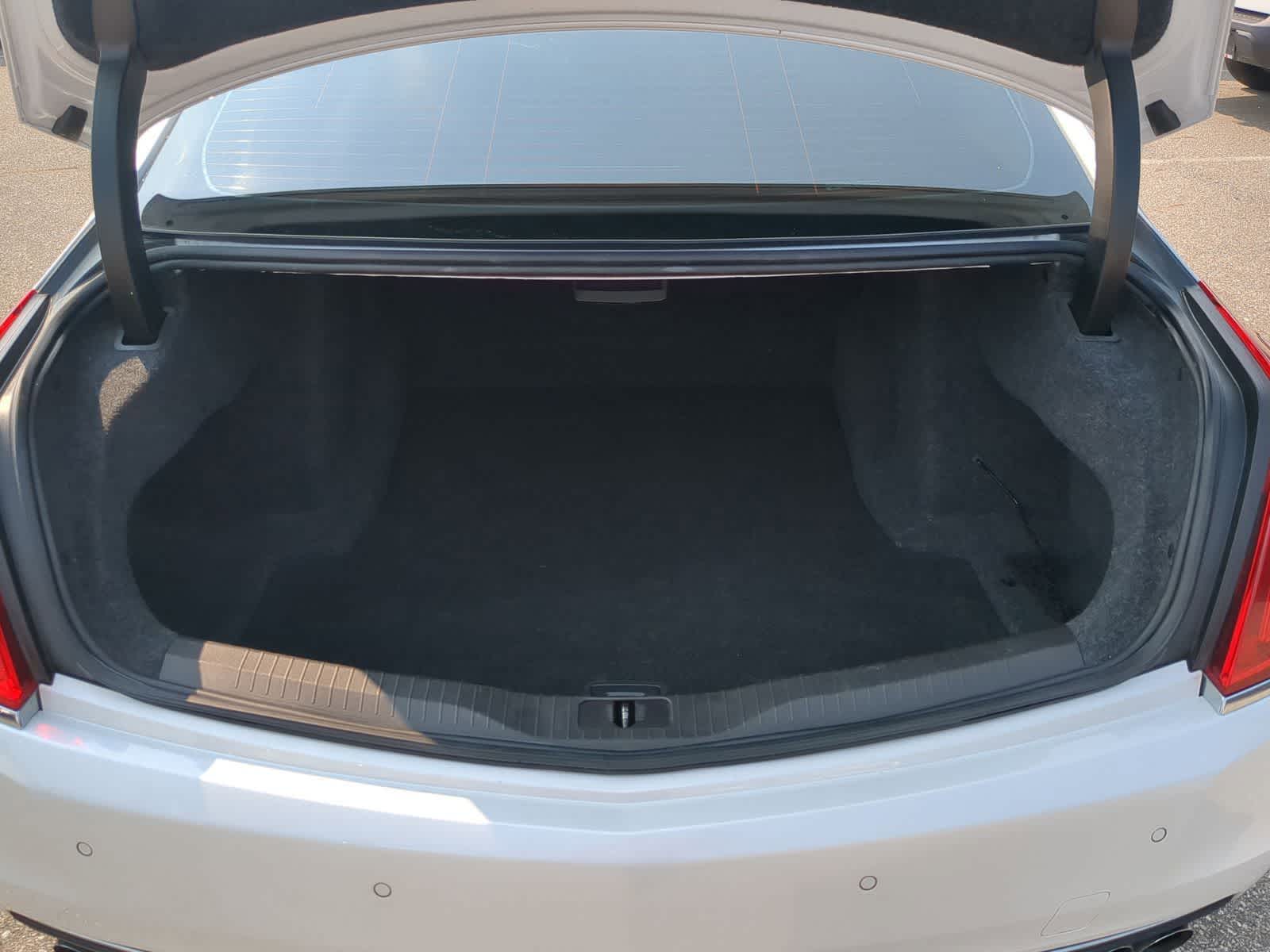 Thumbnail: 2016 Cadillac CT6 - 40