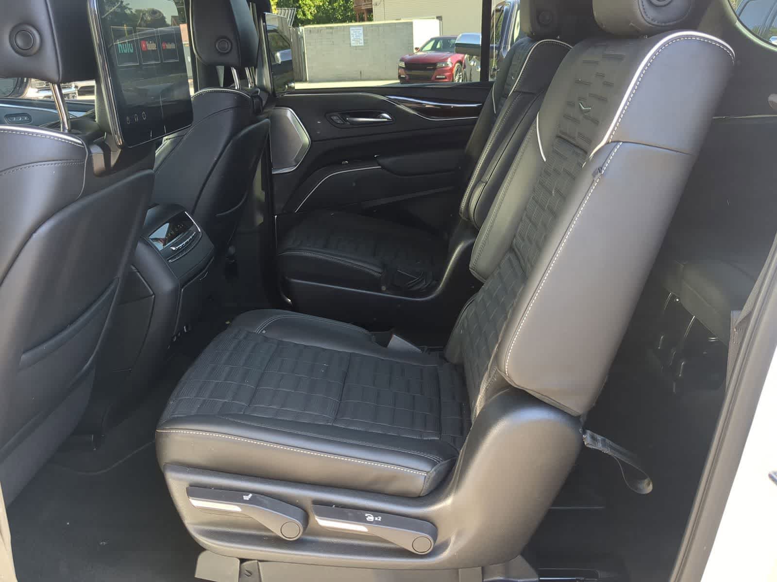 Thumbnail: 2023 Cadillac Escalade - 26