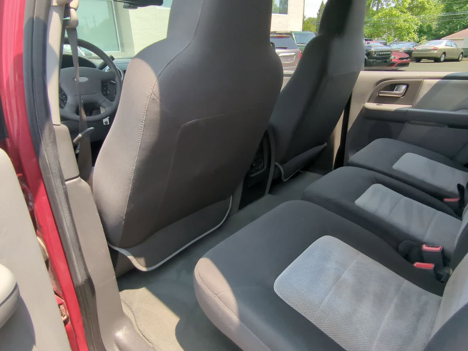 Thumbnail: 2004 Ford Expedition - 18