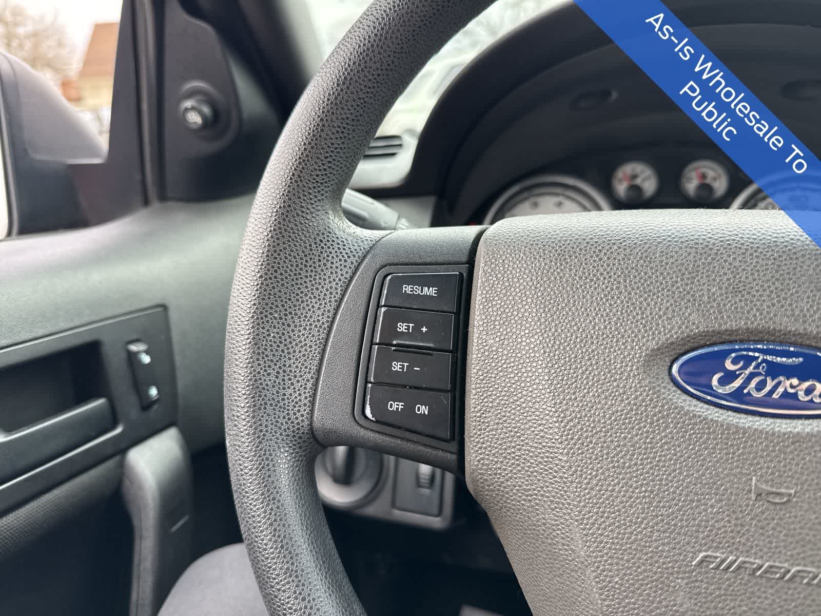 Thumbnail: 2011 Ford Focus - 25