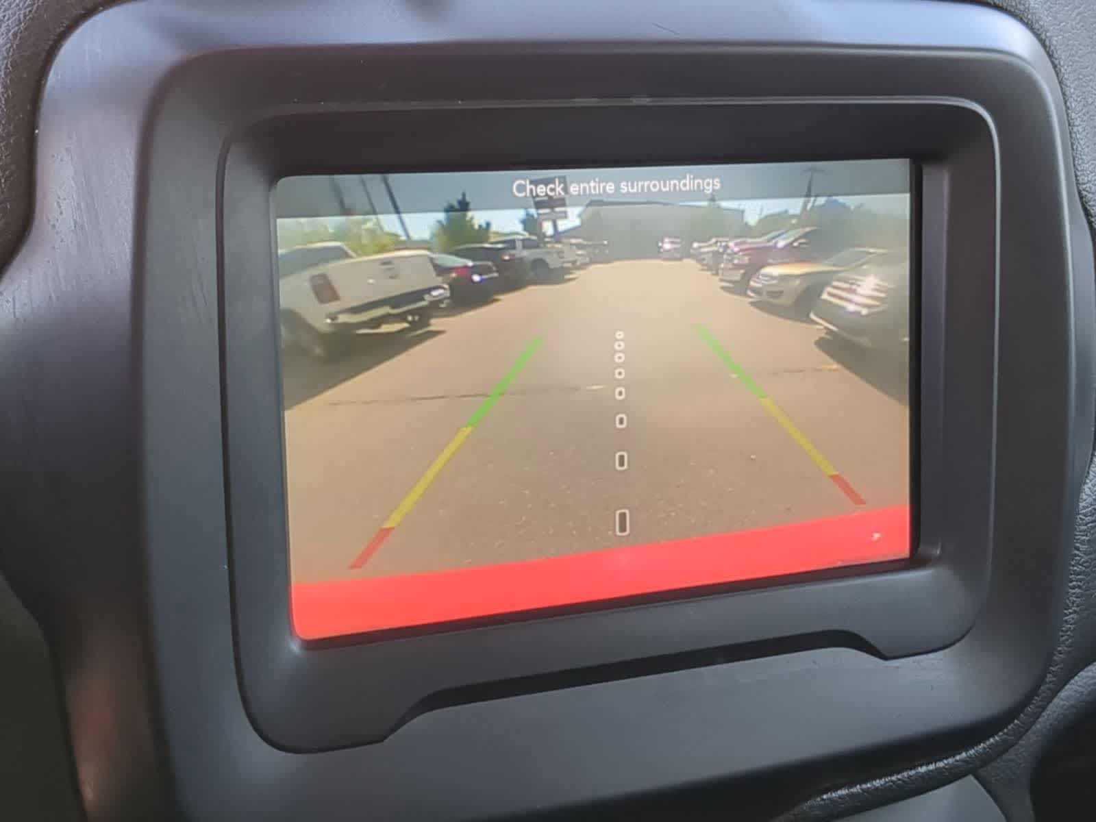 Thumbnail: 2019 Jeep Renegade - 30