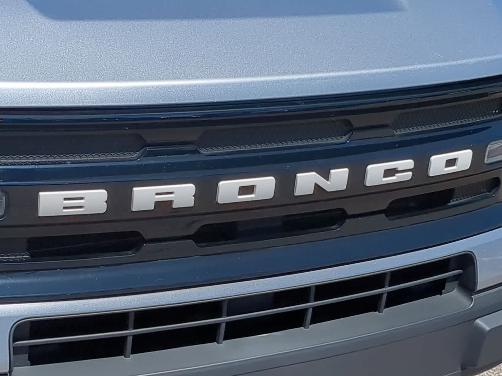 Thumbnail: 2021 Ford Bronco Sport - 16