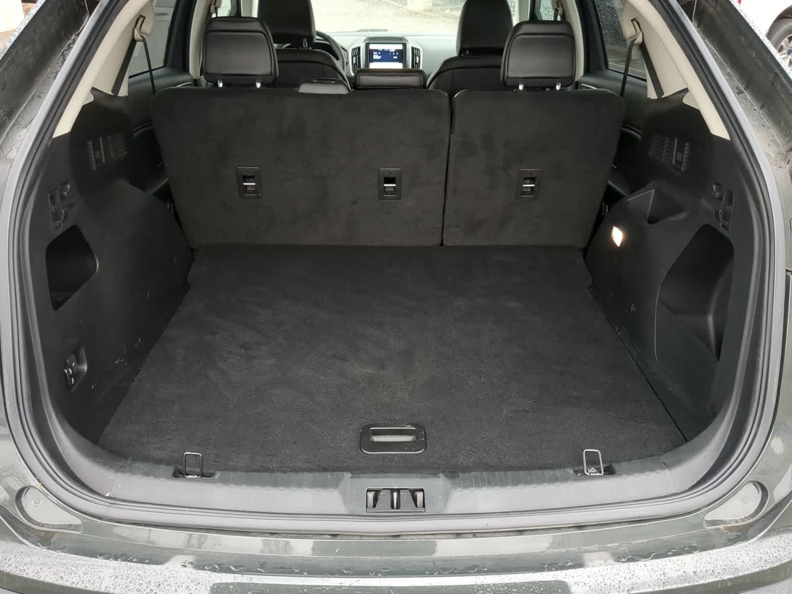 Thumbnail: 2023 Ford Edge - 36