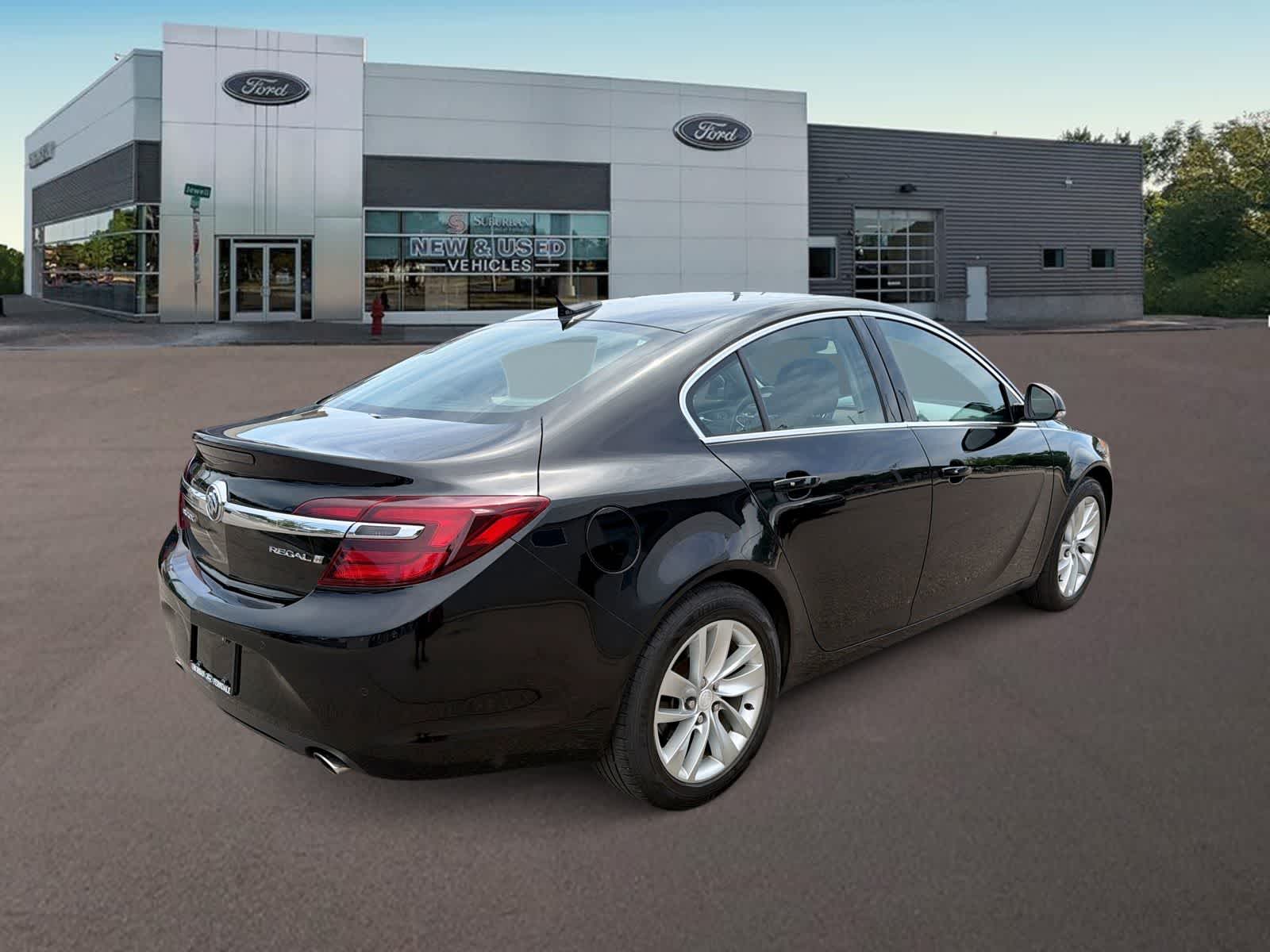 Thumbnail: 2016 Buick Regal - 11