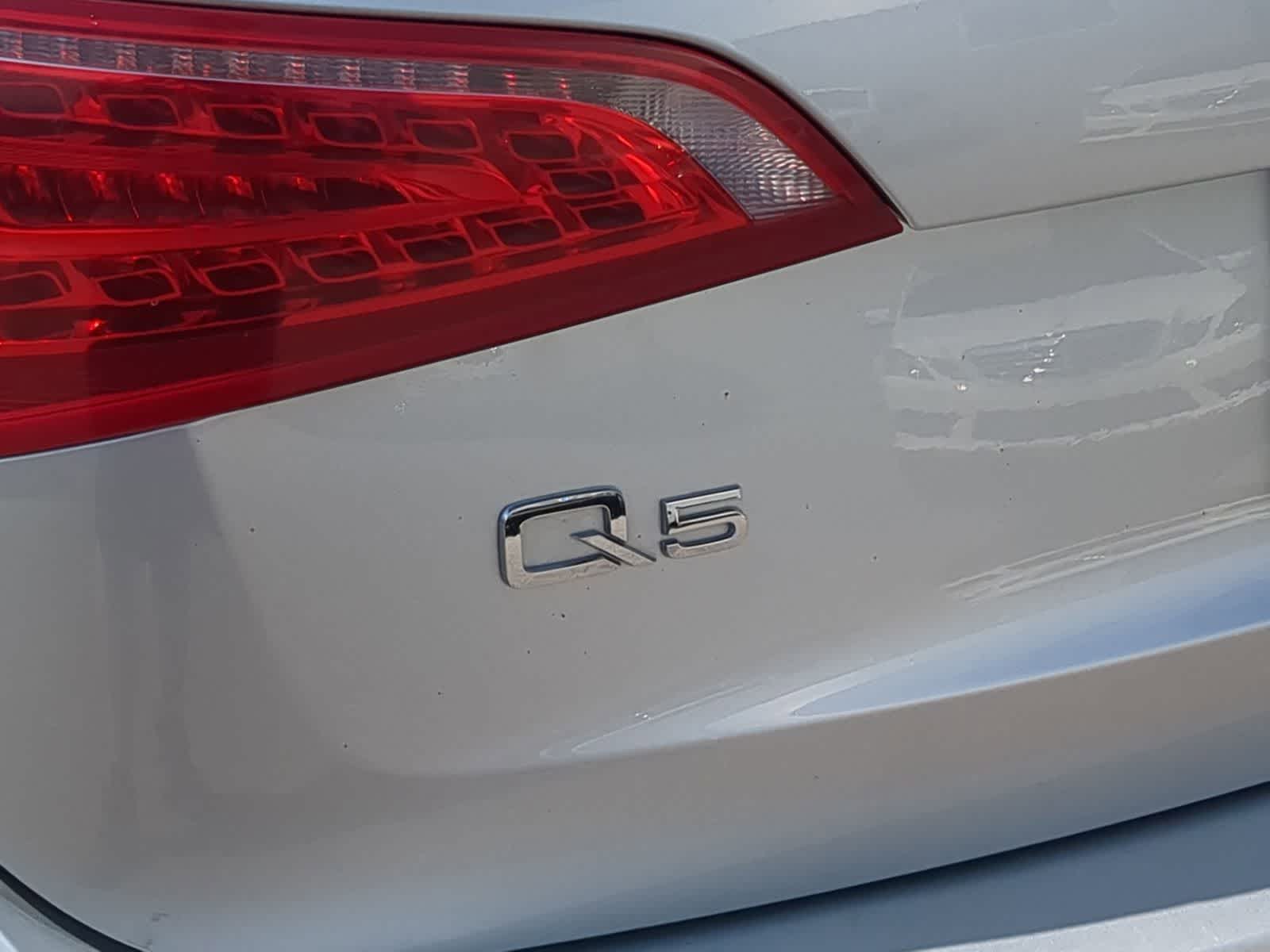Thumbnail: 2012 Audi Q5 - 16