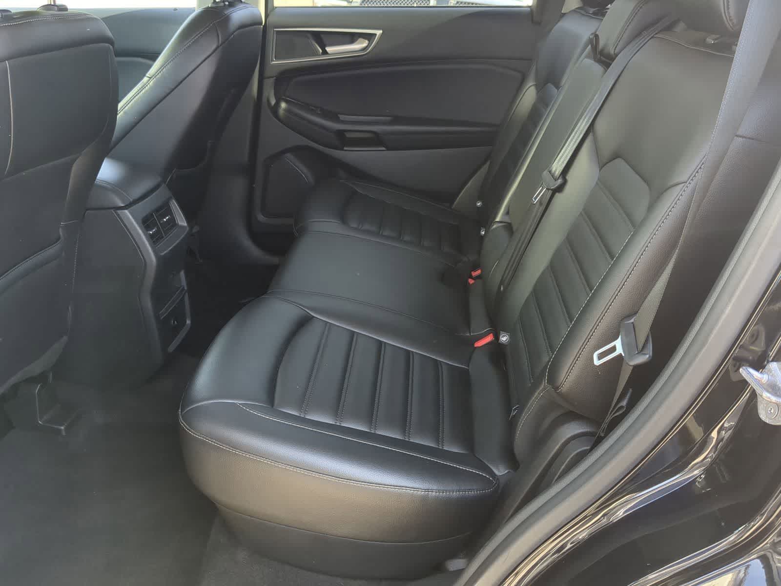 Thumbnail: 2023 Ford Edge - 22