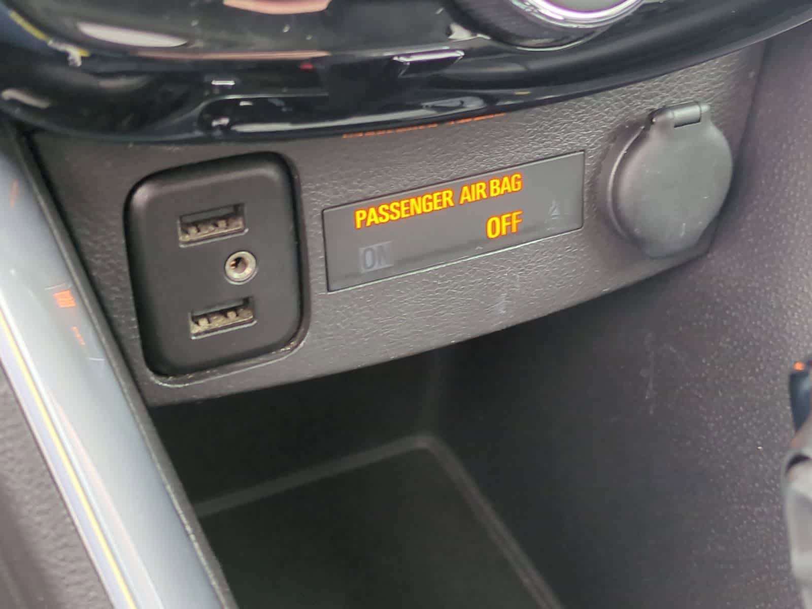 Thumbnail: 2017 Chevrolet Trax - 43