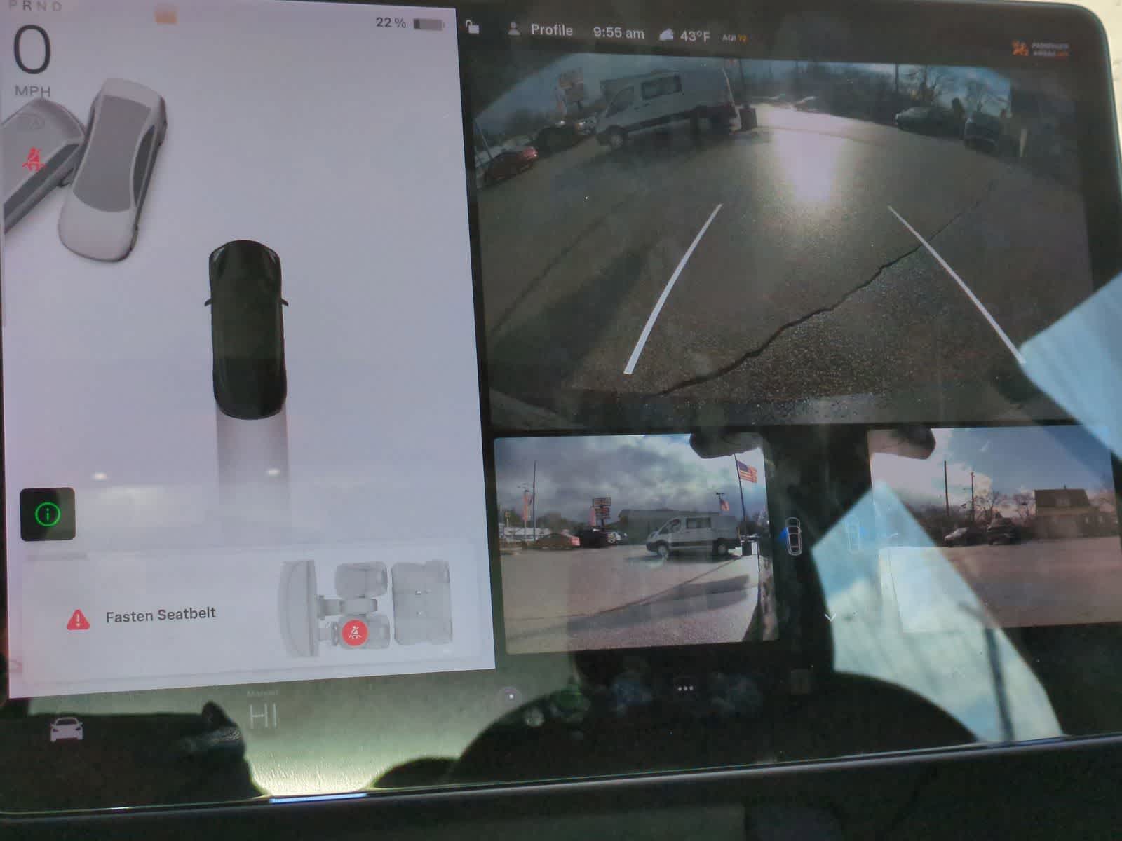 Thumbnail: 2022 Tesla Model 3 - 32