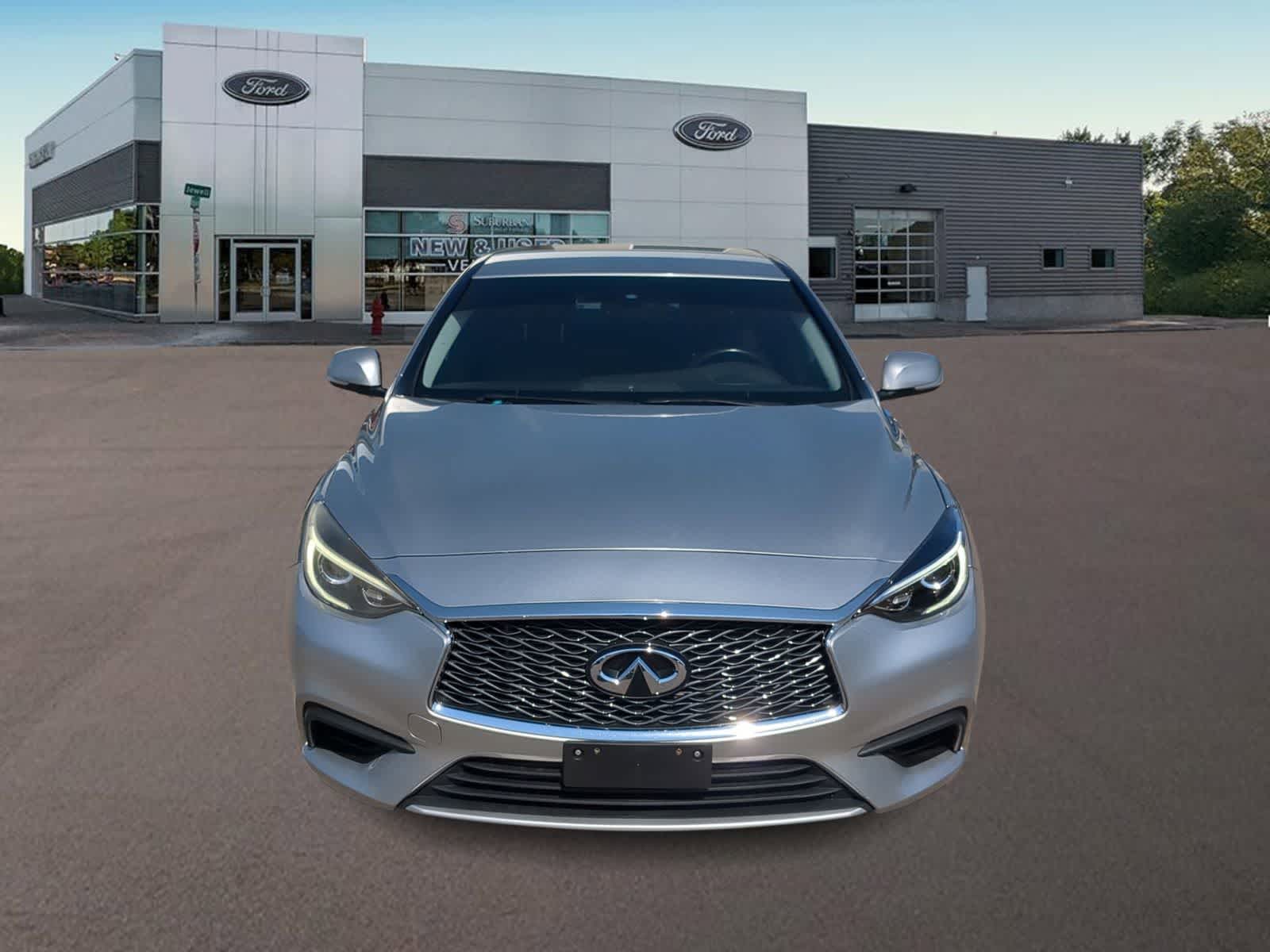 Thumbnail: 2018 INFINITI QX30 - 3