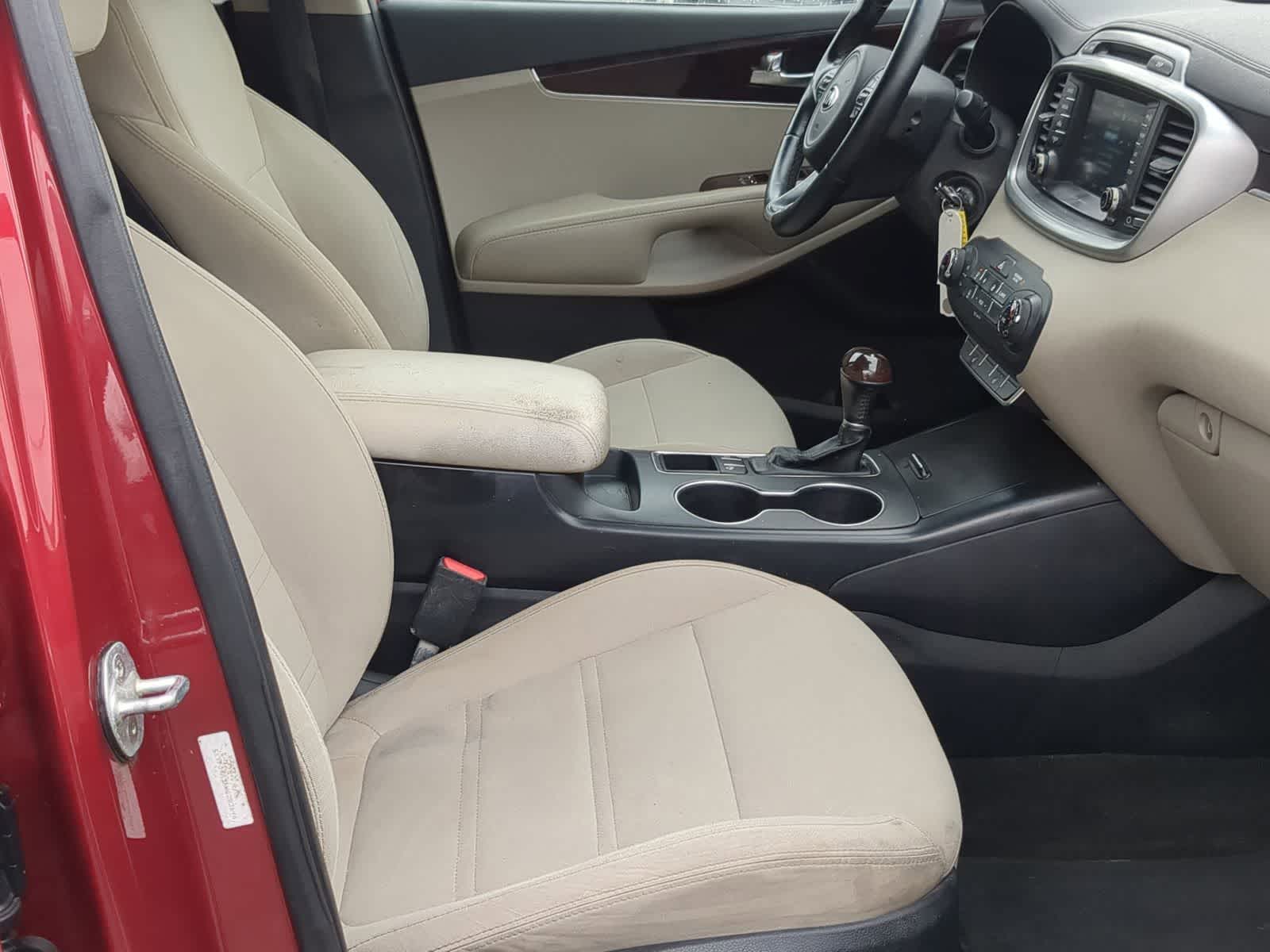 Thumbnail: 2017 Kia Sorento - 24