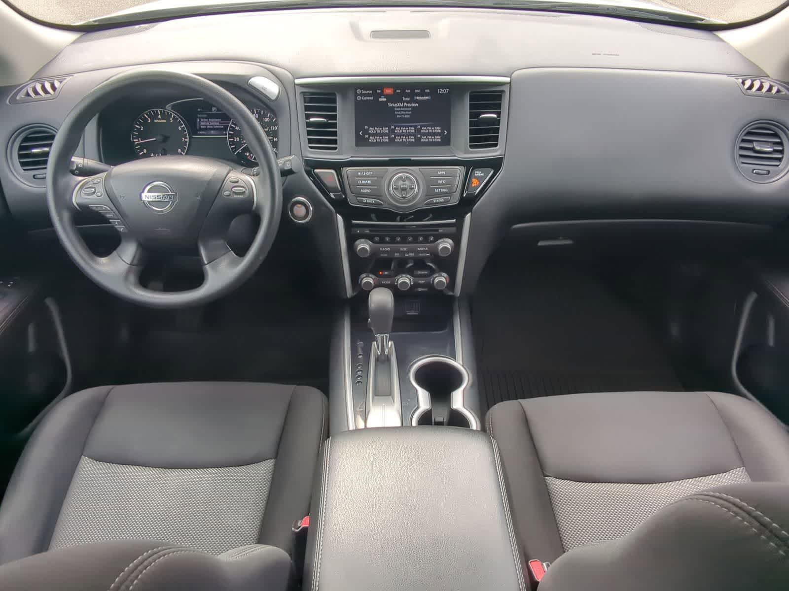 Thumbnail: 2019 Nissan Pathfinder - 16