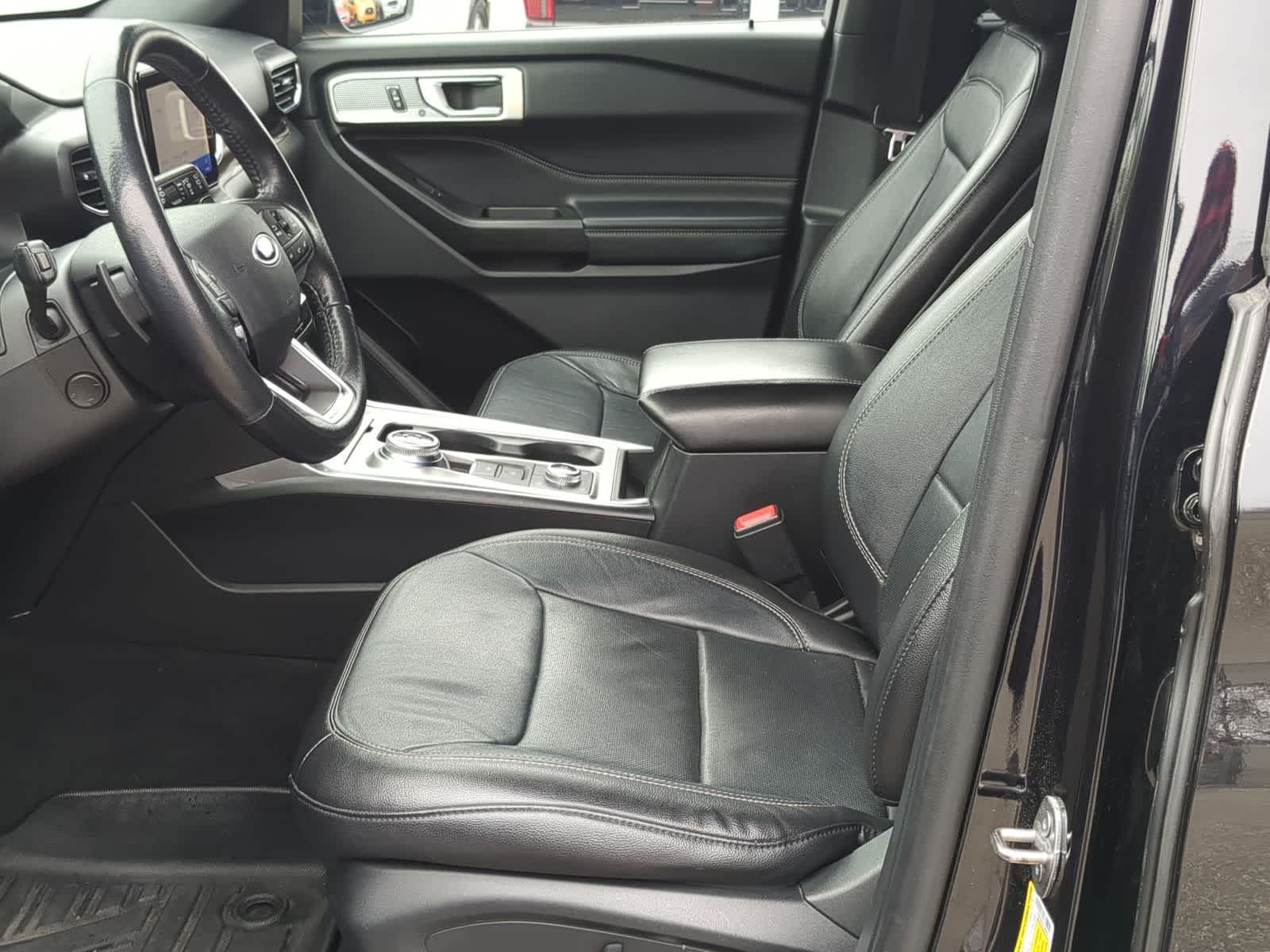 Thumbnail: 2020 Ford Explorer - 20