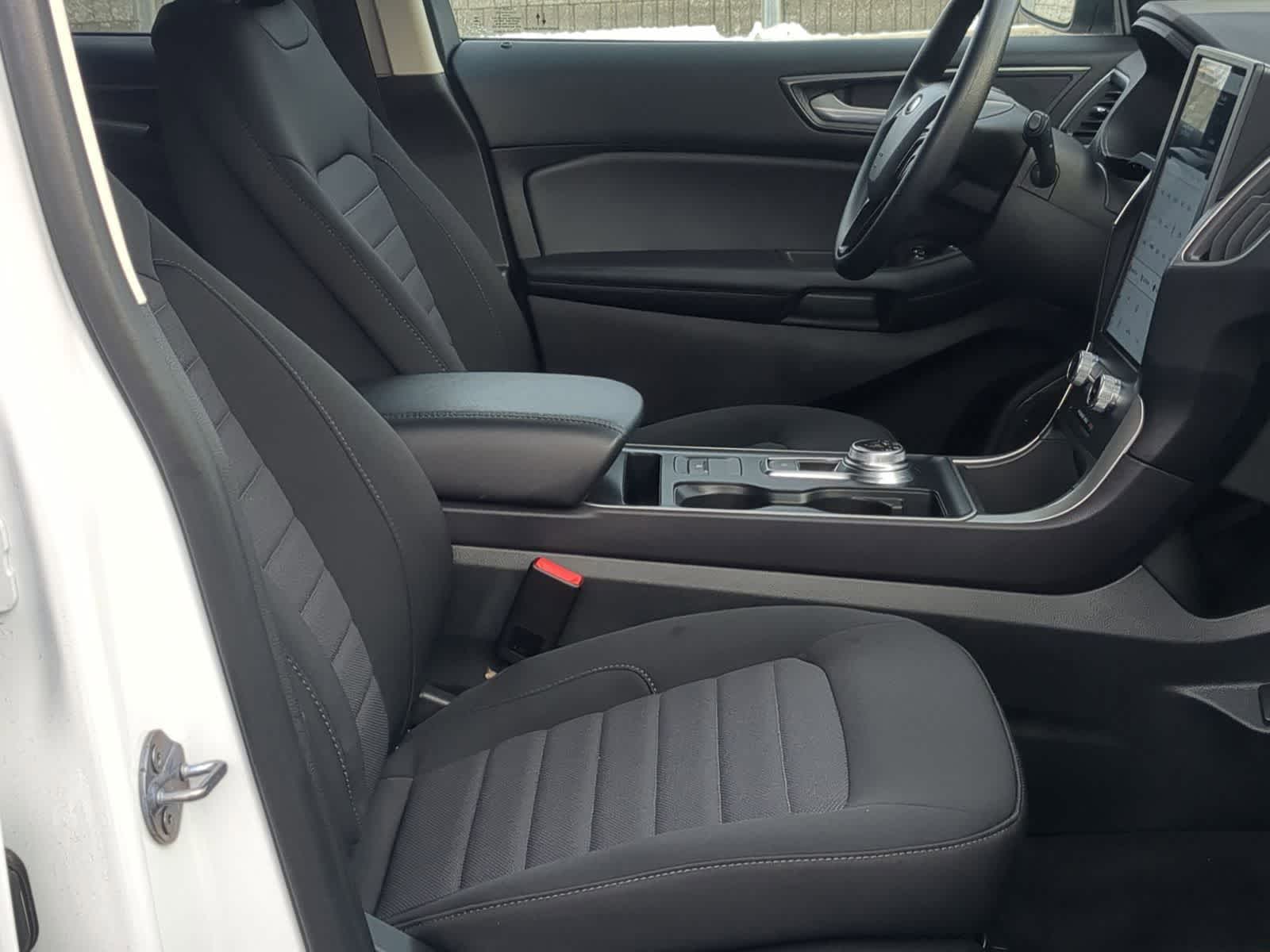 Thumbnail: 2024 Ford Edge - 24