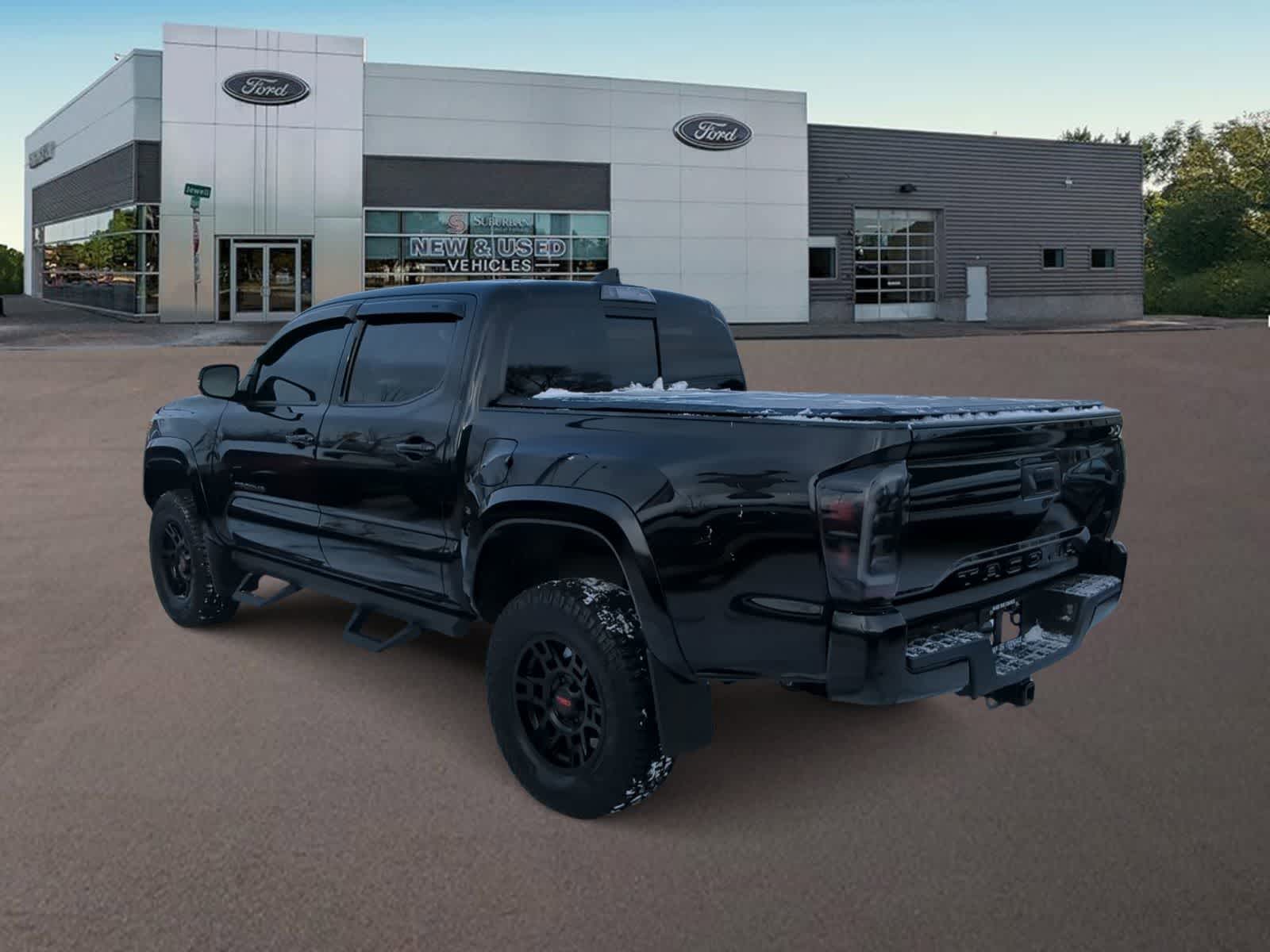 Thumbnail: 2023 Toyota Tacoma - 7