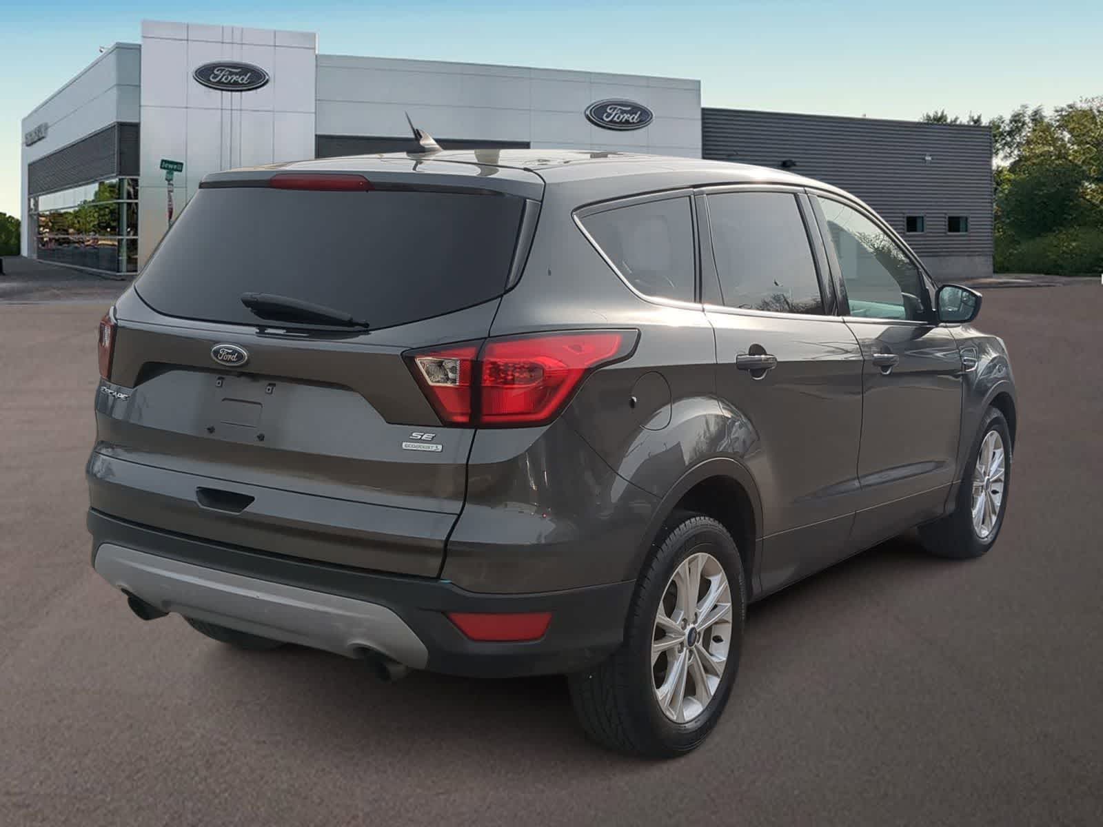 Thumbnail: 2019 Ford Escape - 11