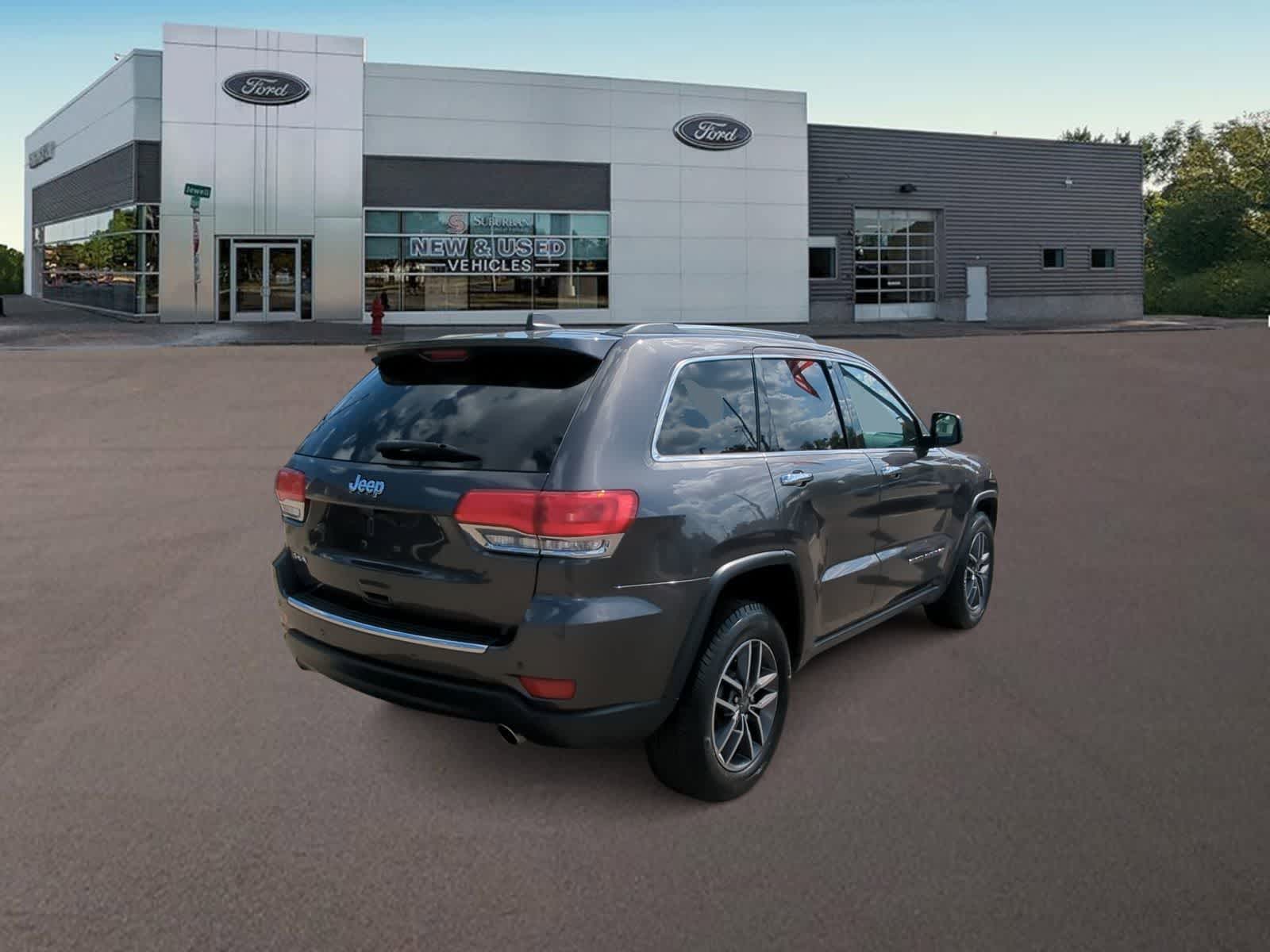 Thumbnail: 2019 Jeep Grand Cherokee - 11