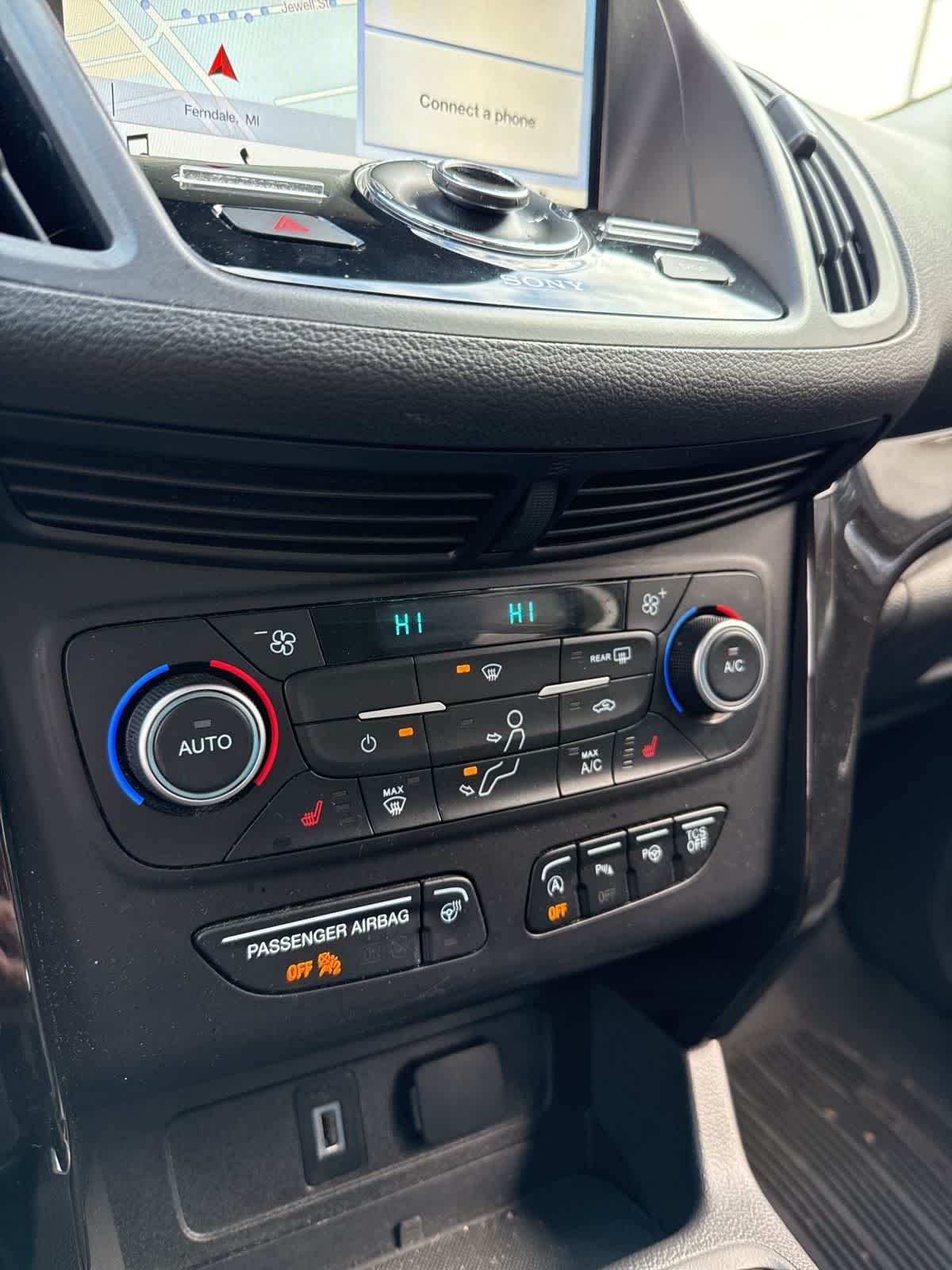 Thumbnail: 2018 Ford Escape - 33