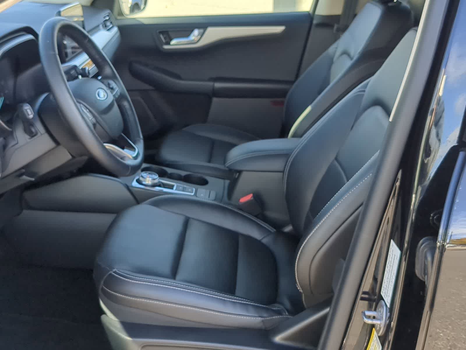 Thumbnail: 2020 Ford Escape - 18