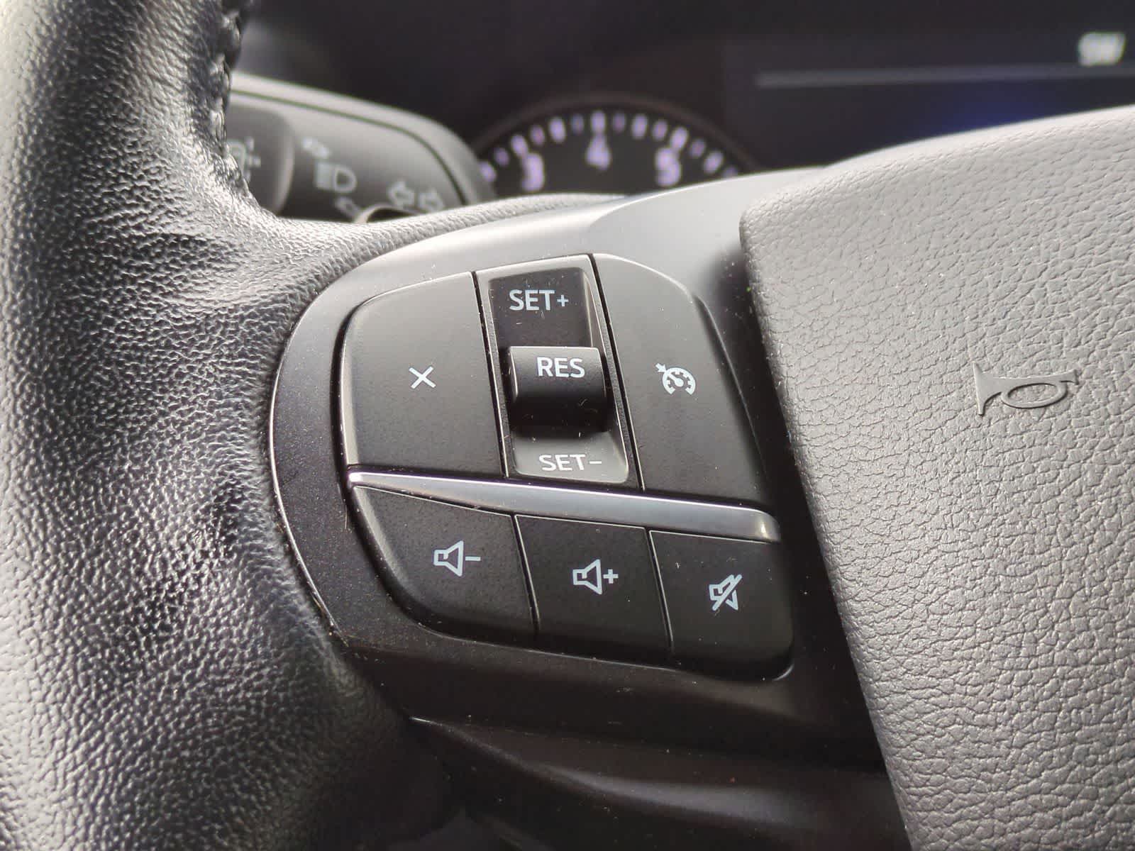 Thumbnail: 2020 Ford Explorer - 29