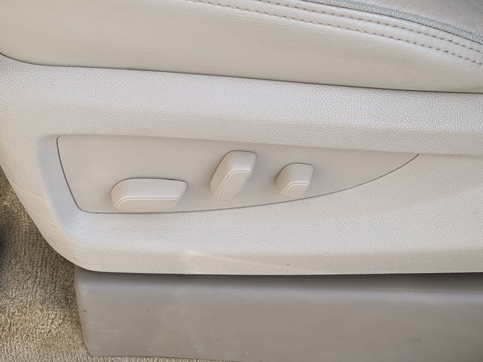 Thumbnail: 2018 GMC Yukon - 23