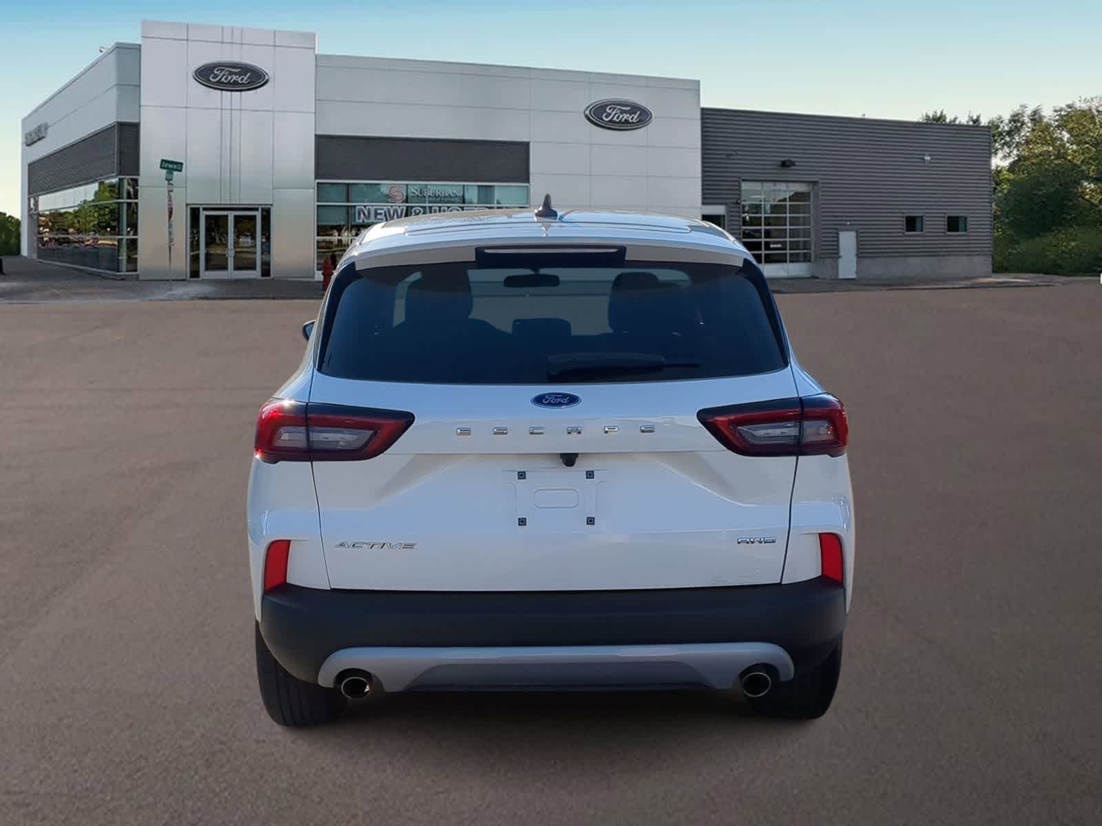 Thumbnail: 2023 Ford Escape - 10