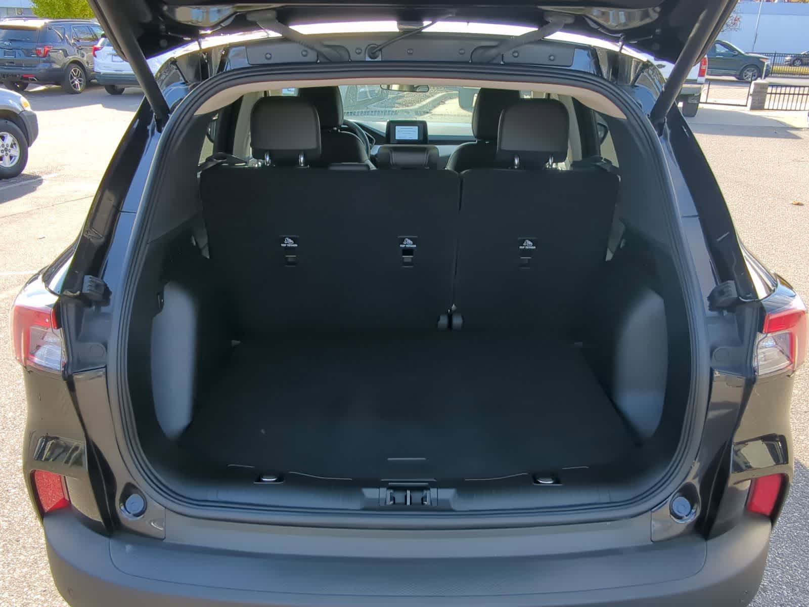 Thumbnail: 2020 Ford Escape - 34