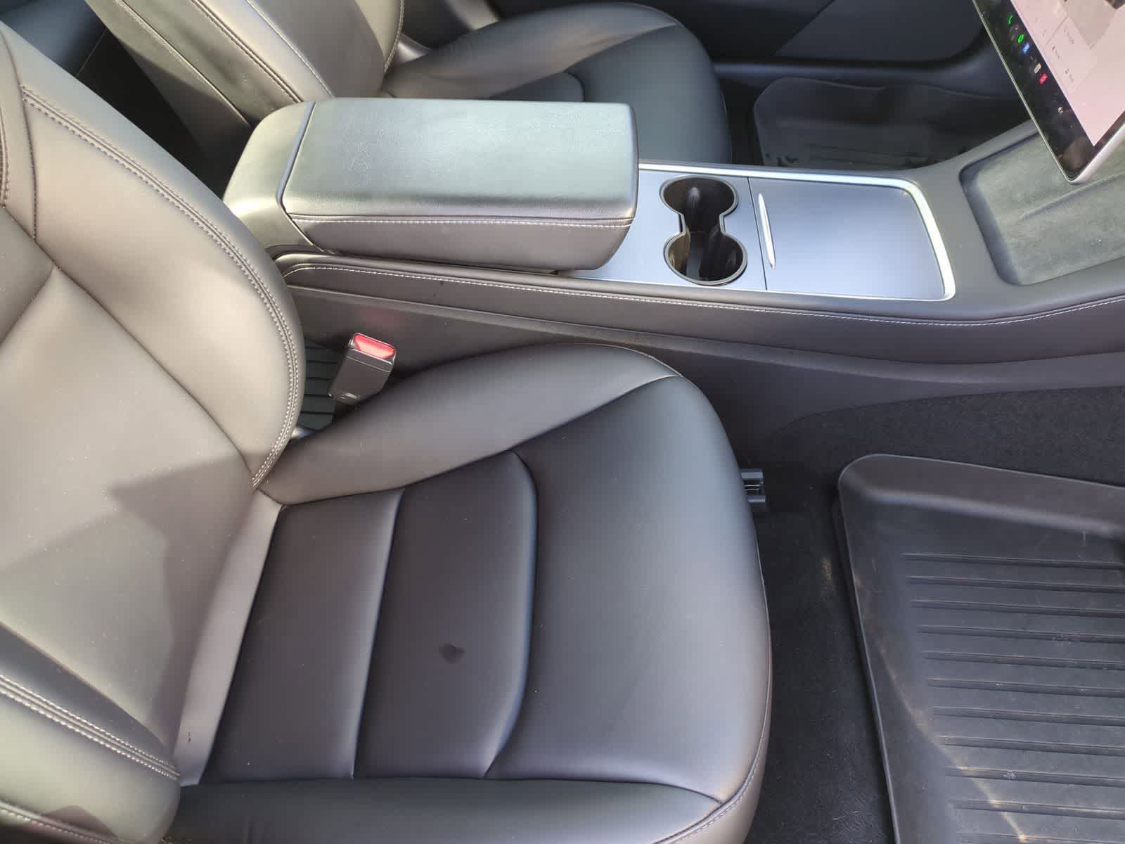 Thumbnail: 2022 Tesla Model 3 - 25