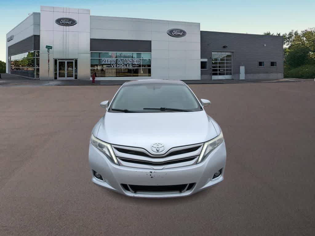 Thumbnail: 2014 Toyota Venza - 3
