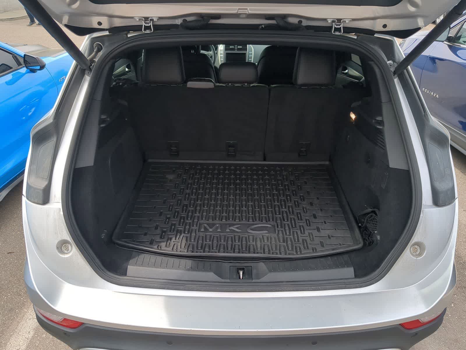 Thumbnail: 2018 Lincoln MKC - 35