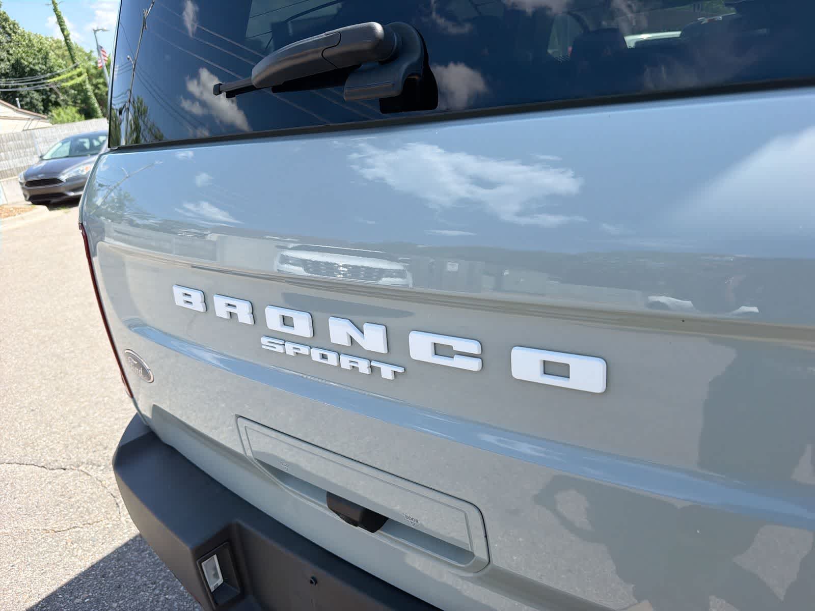 Thumbnail: 2023 Ford Bronco Sport - 15