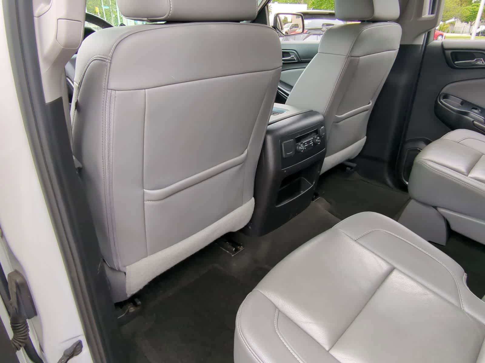 2016 Chevrolet Tahoe LT 24