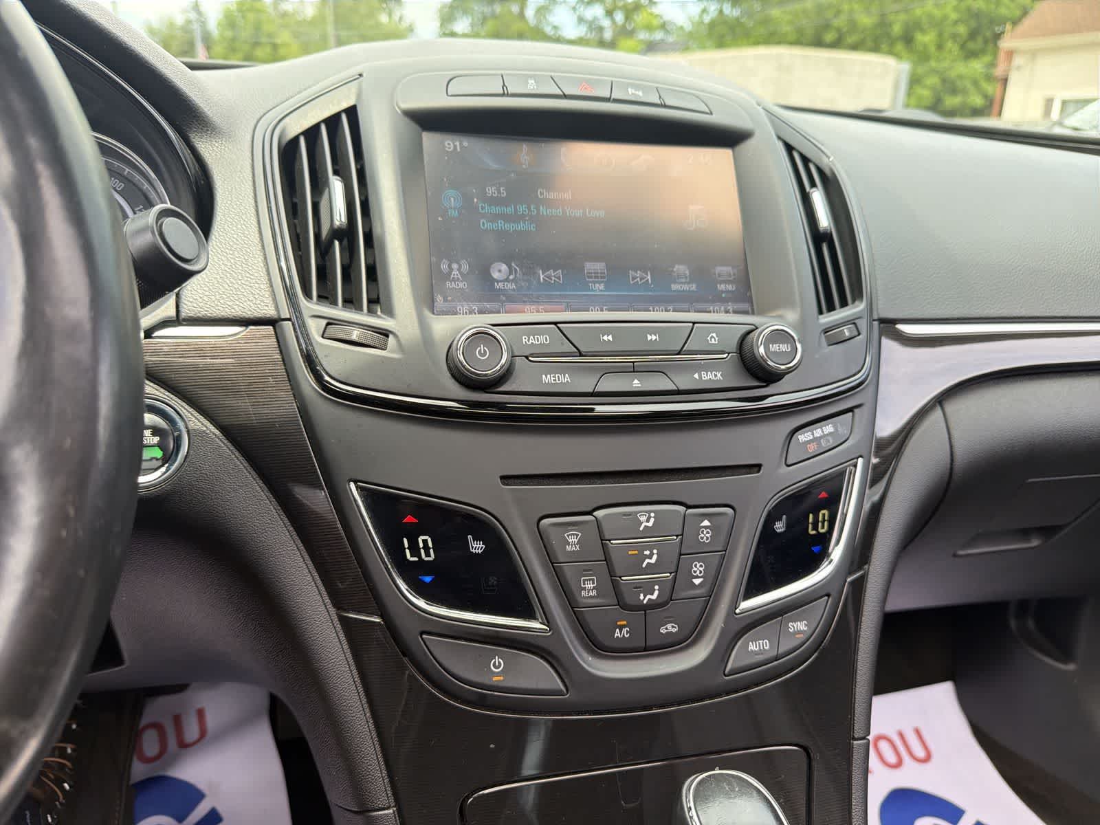 Thumbnail: 2016 Buick Regal - 34