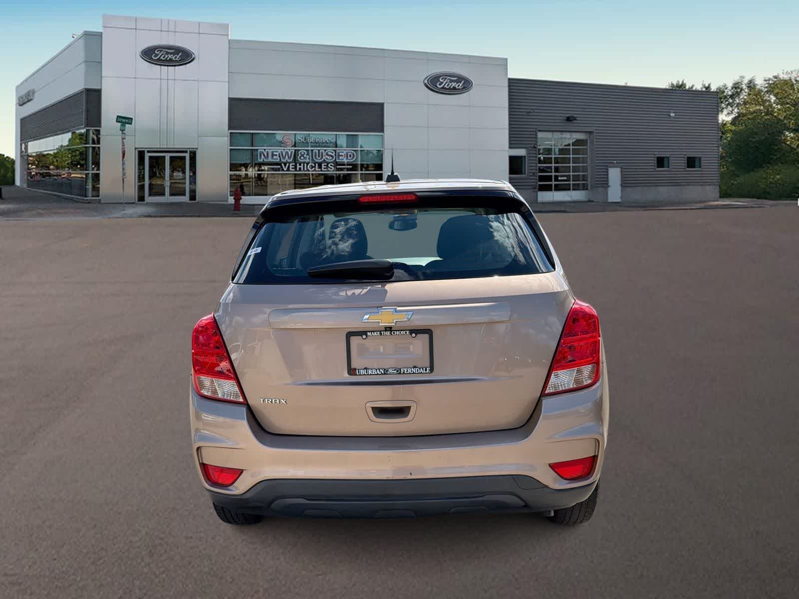Thumbnail: 2019 Chevrolet Trax - 10