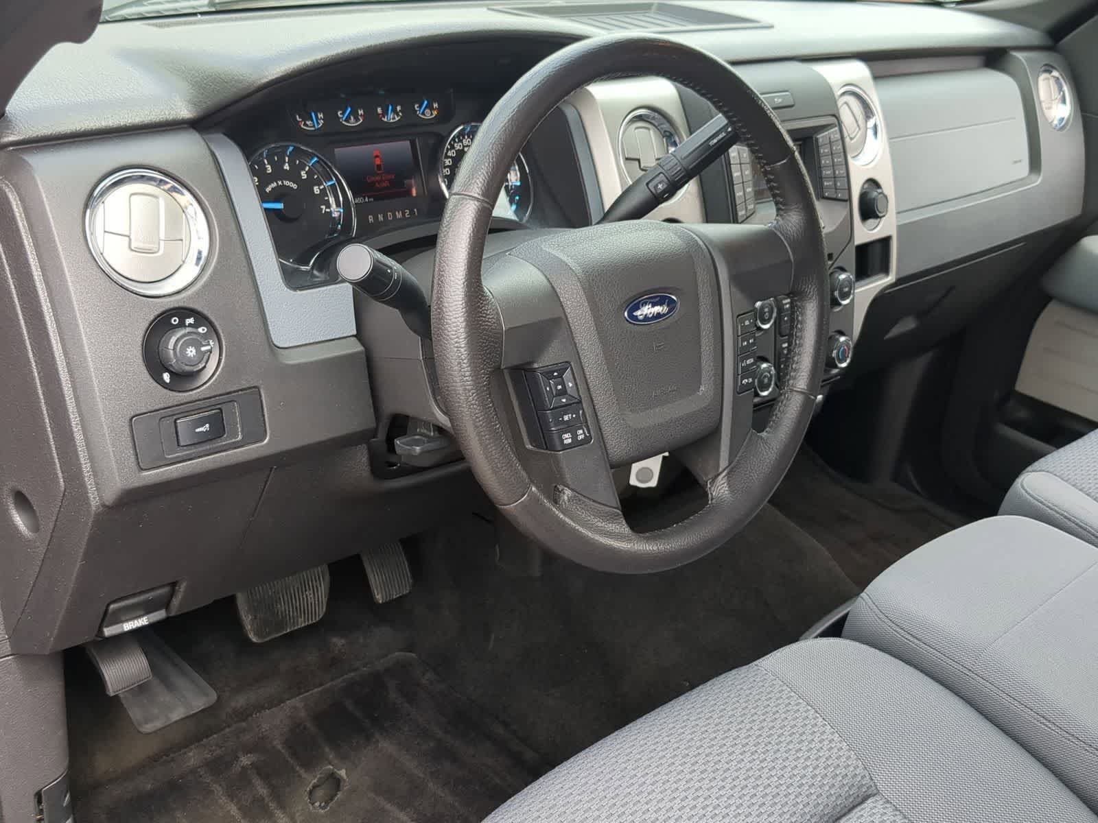 2014 Ford F-150 XLT 14