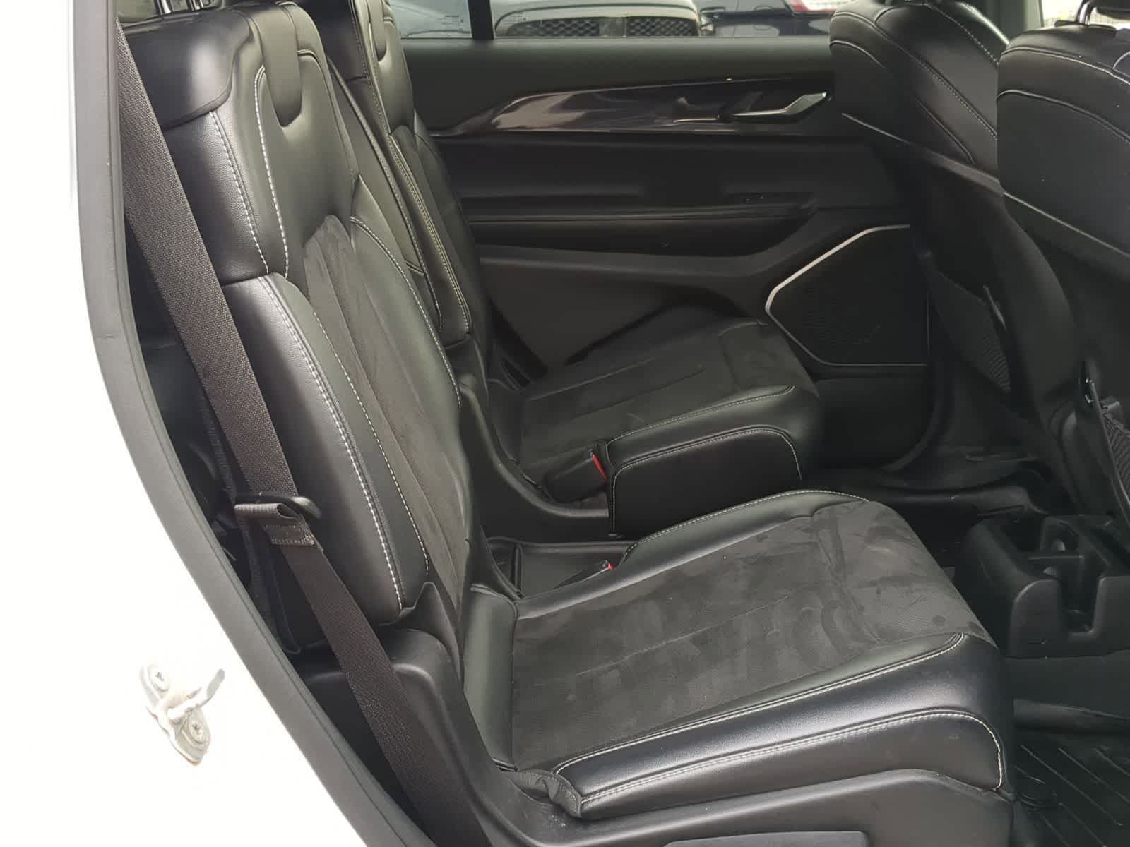 Thumbnail: 2021 Jeep Grand Cherokee L - 27