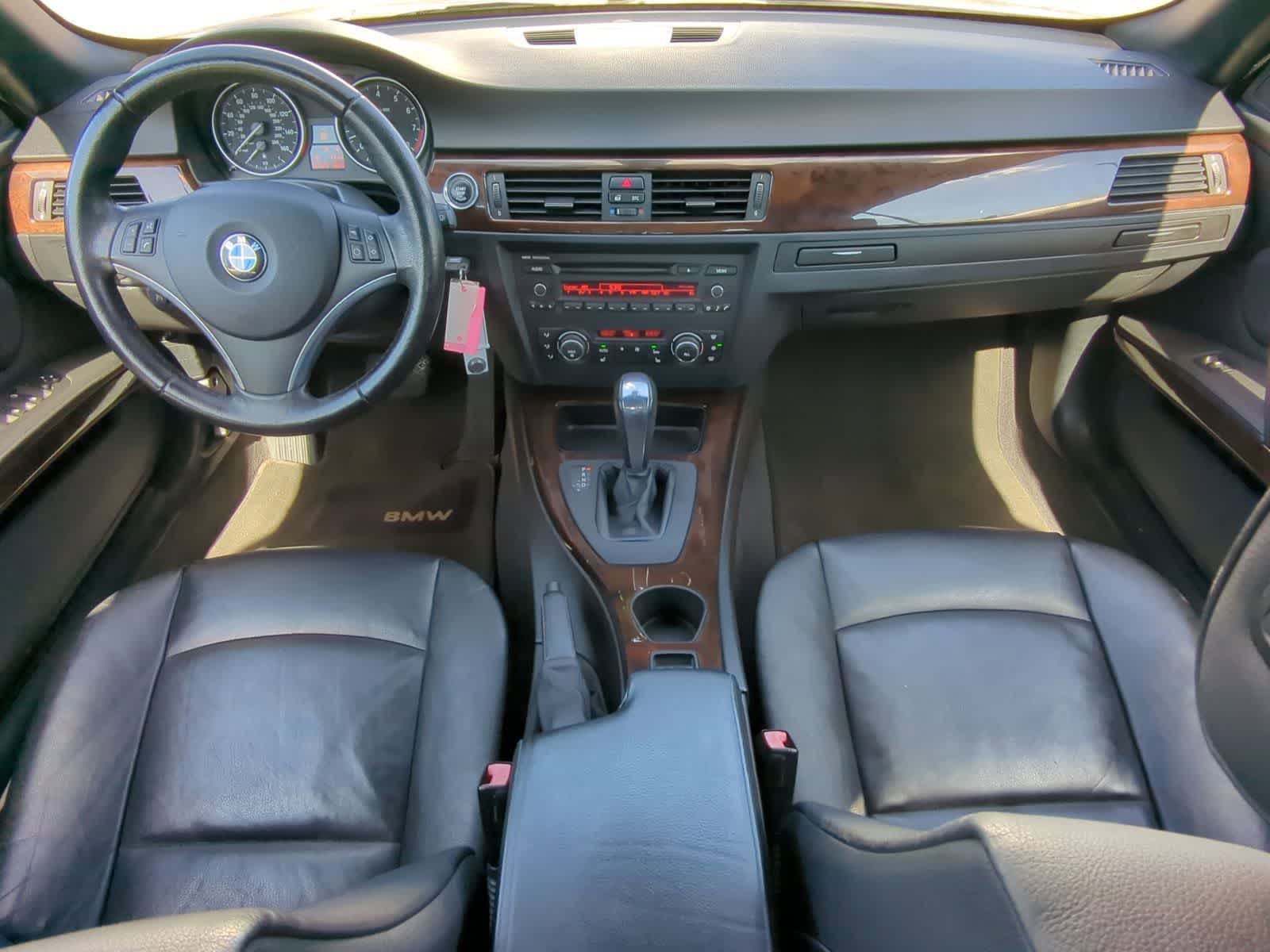 Thumbnail: 2010 BMW 3 Series - 22
