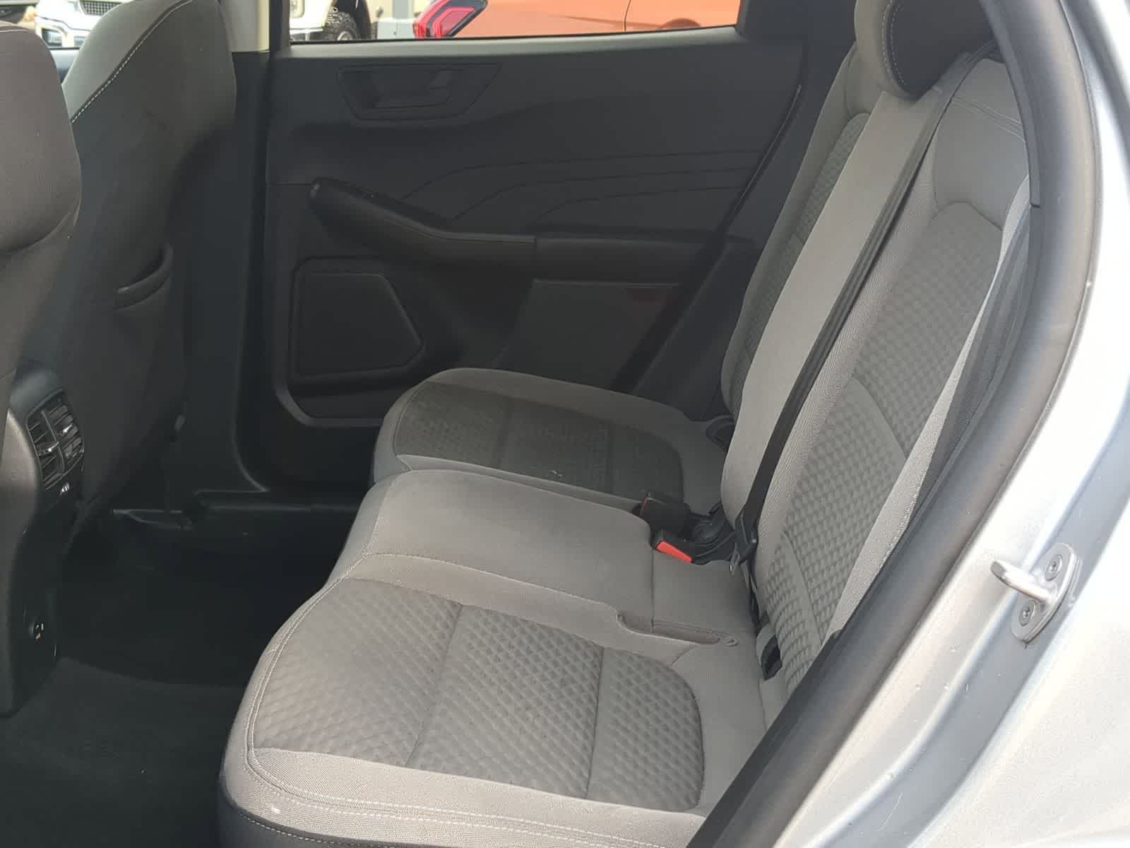 Thumbnail: 2022 Ford Escape - 22