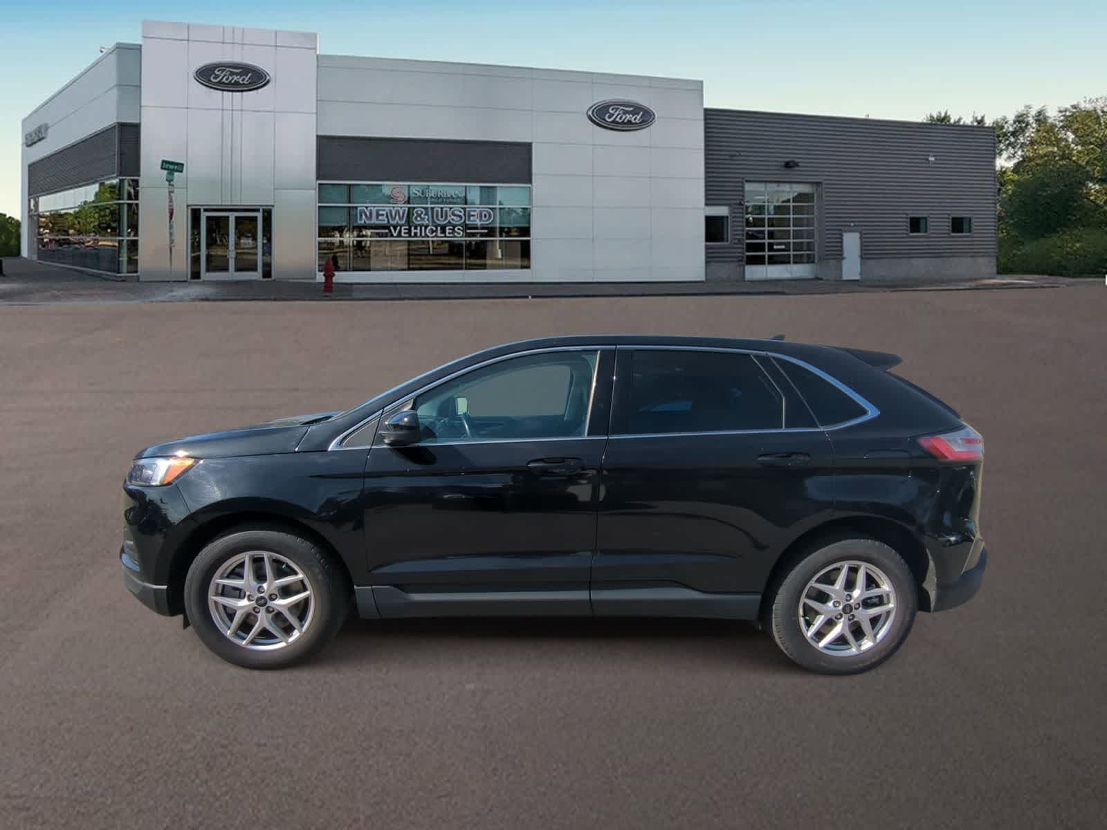 Thumbnail: 2023 Ford Edge - 7