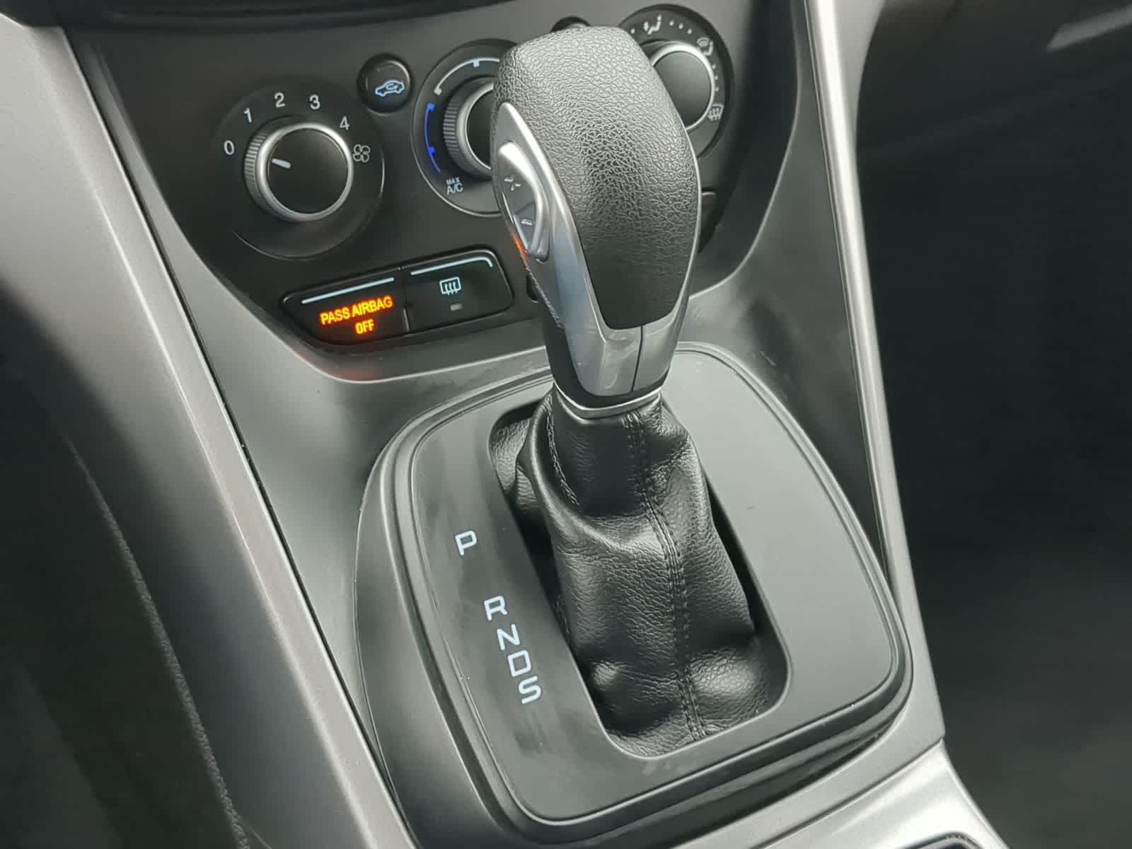 Thumbnail: 2016 Ford Escape - 32