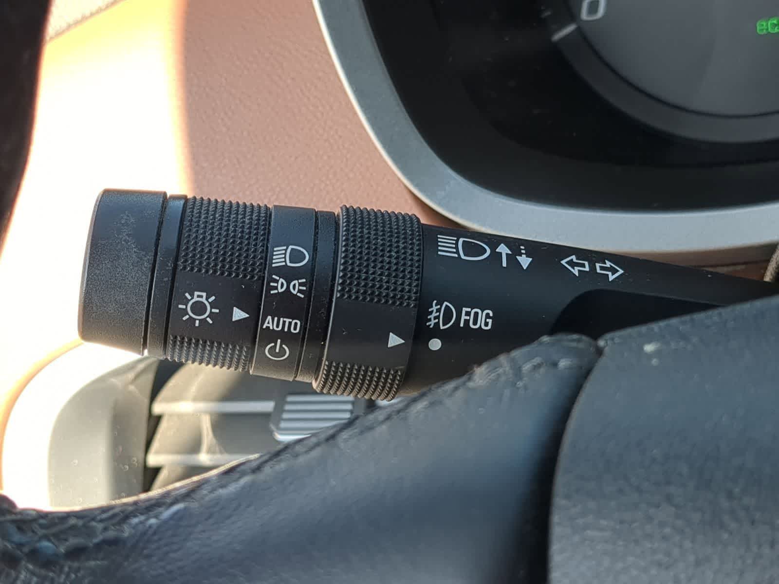 Thumbnail: 2017 Chevrolet Equinox - 30