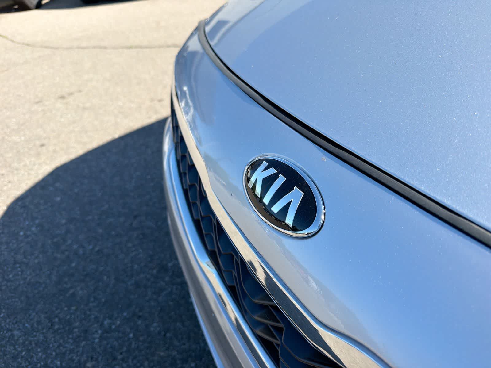 Thumbnail: 2020 Kia Optima - 13