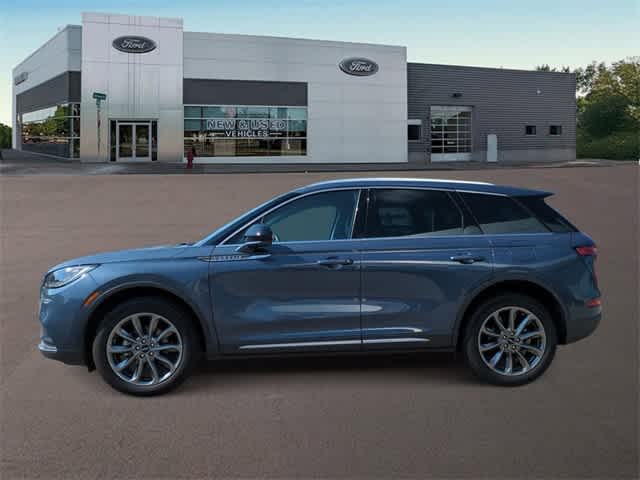 2022 Lincoln Corsair Standard 5