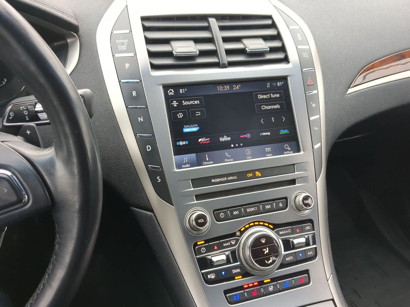 Thumbnail: 2020 Lincoln MKZ - 31