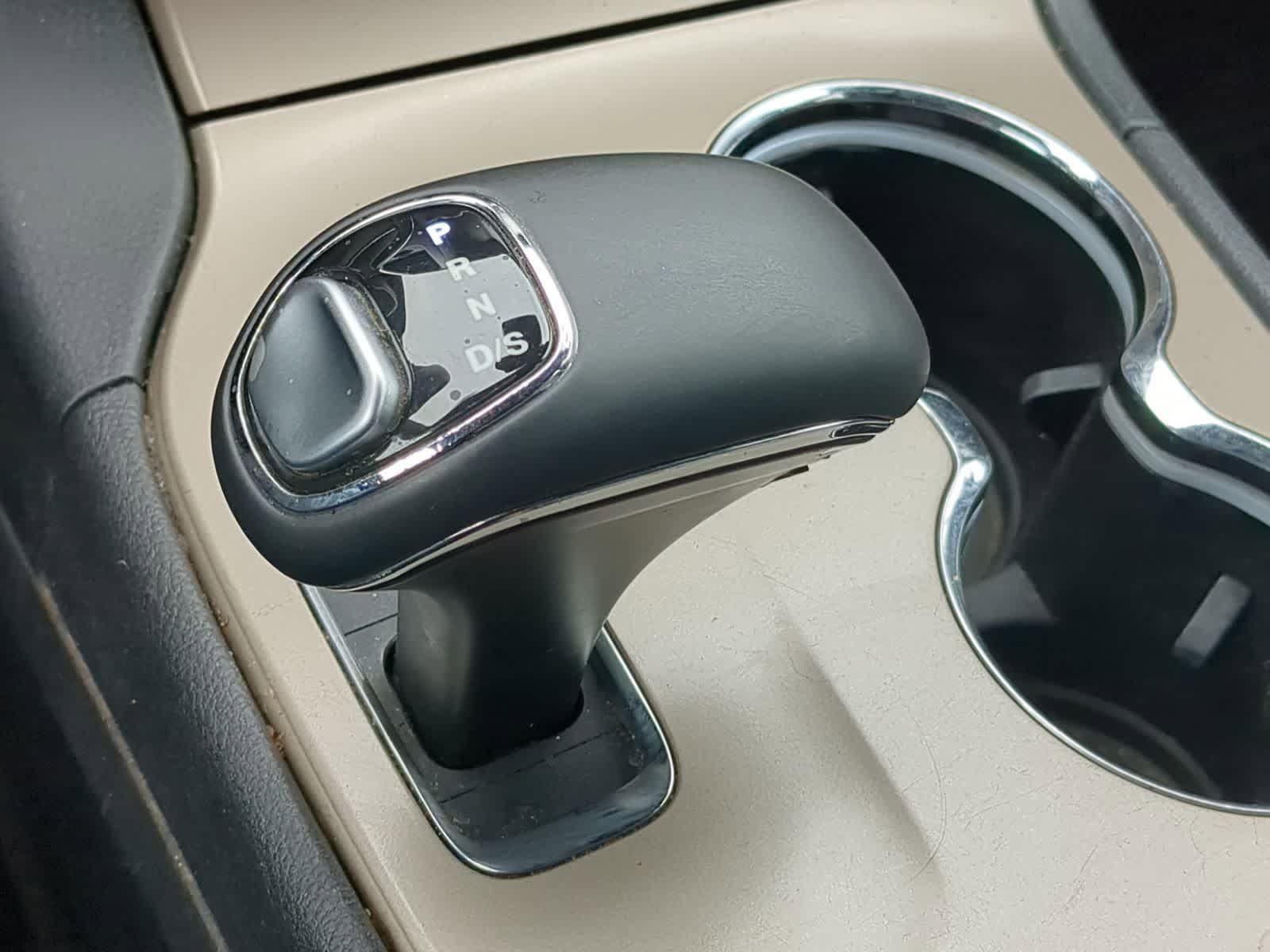 Thumbnail: 2015 Jeep Grand Cherokee - 35