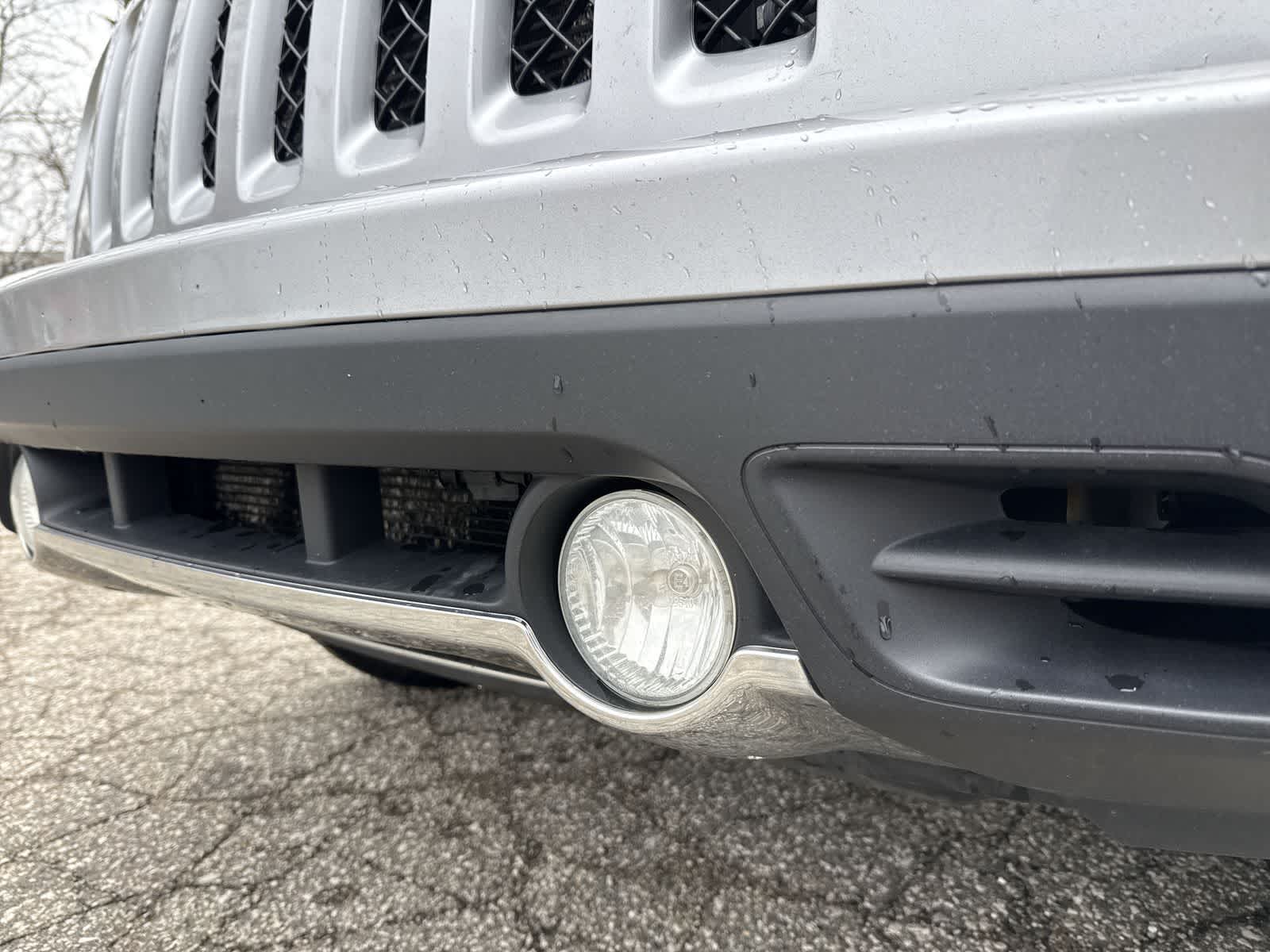 Thumbnail: 2017 Jeep Patriot - 15