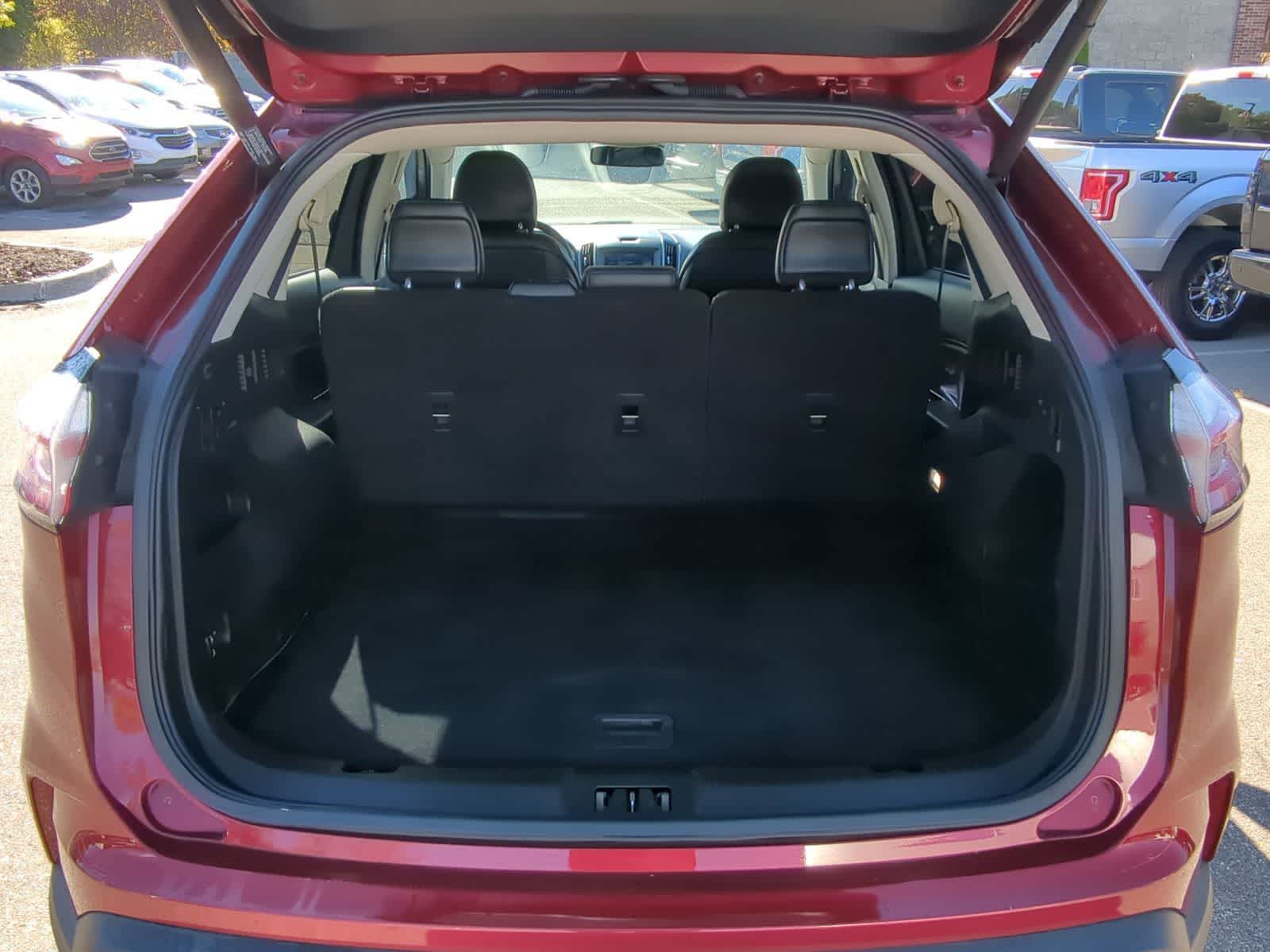 Thumbnail: 2019 Ford Edge - 36