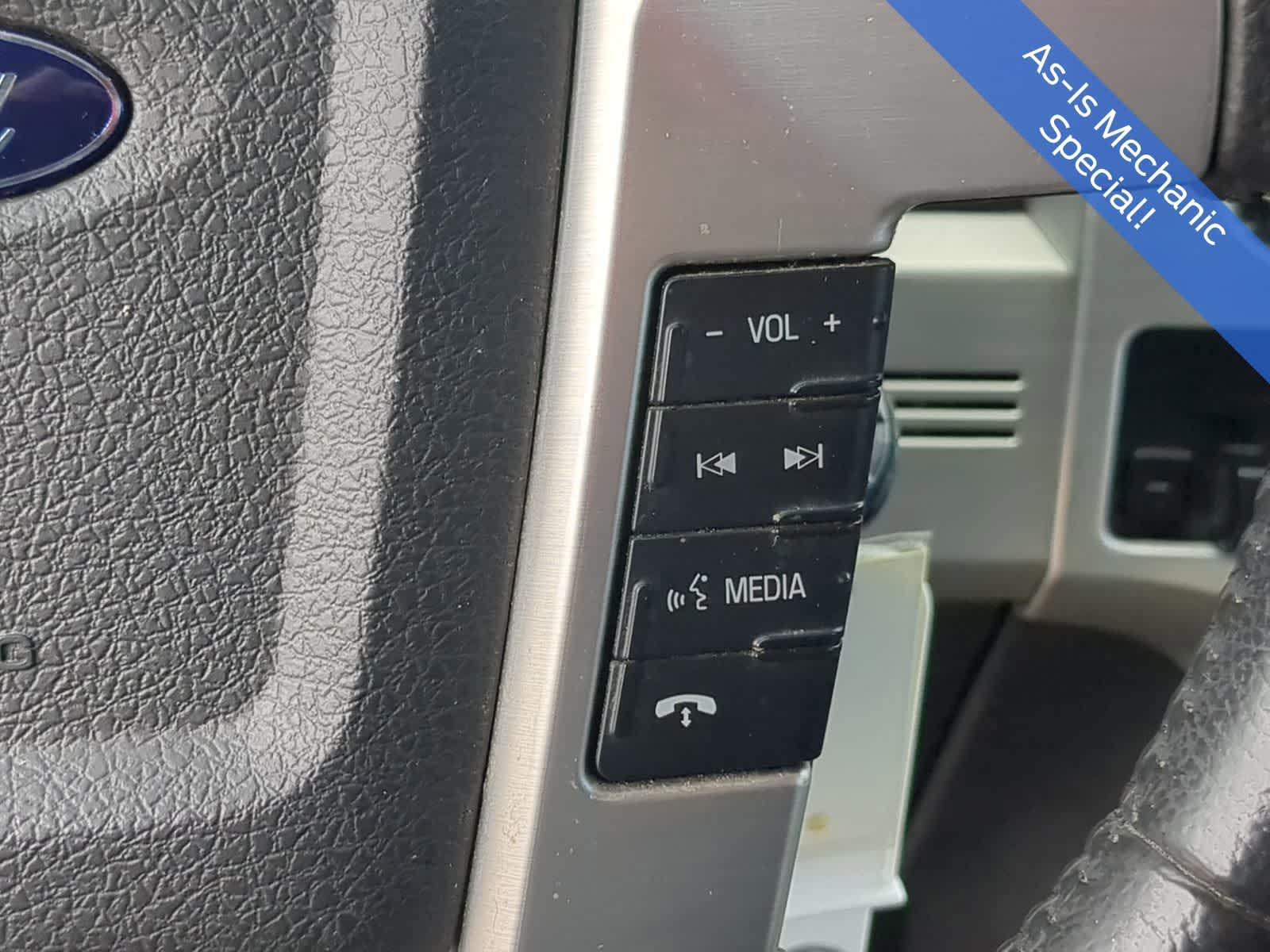 2013 Ford F-150 Platinum 28
