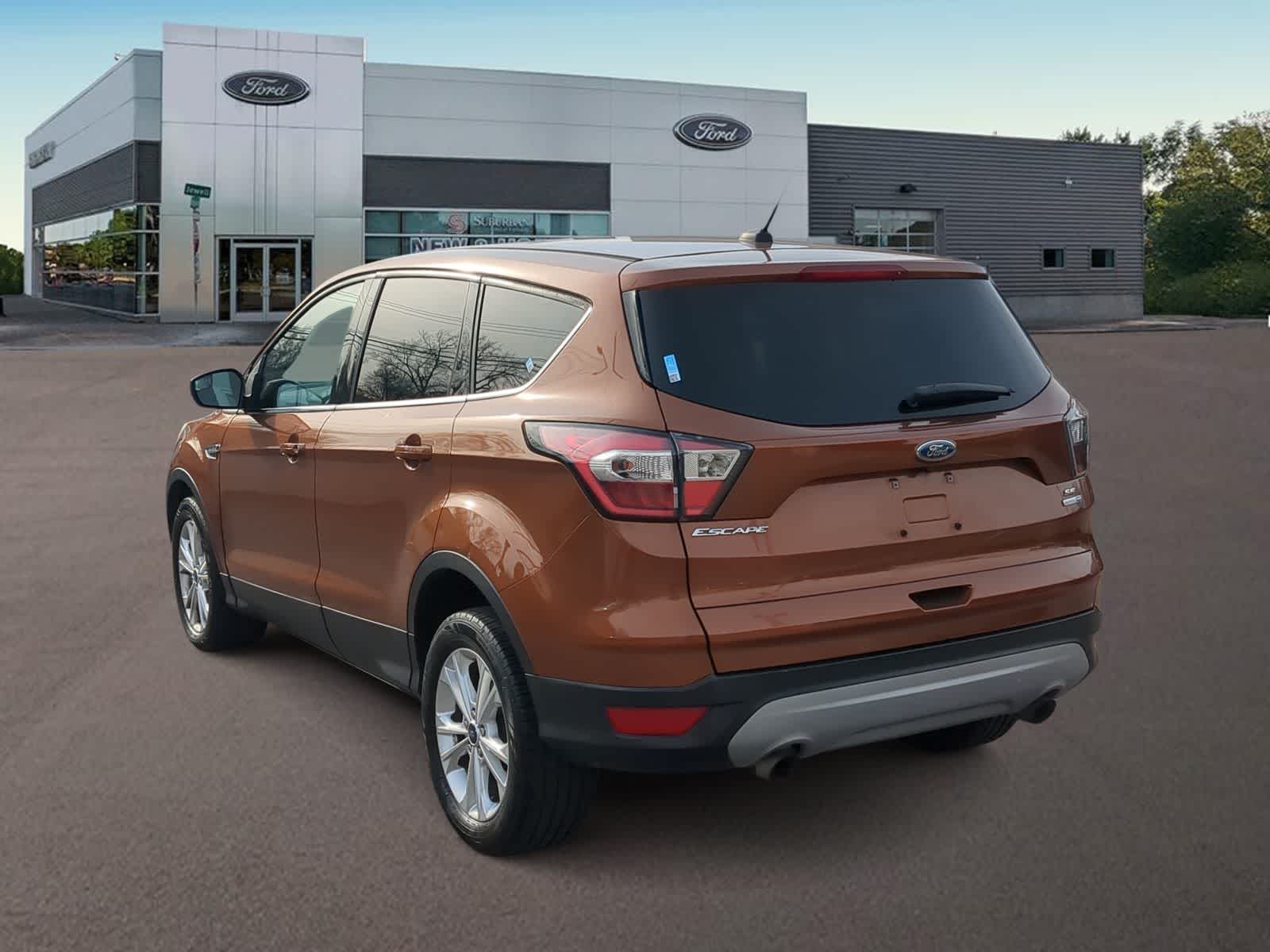 Thumbnail: 2017 Ford Escape - 8